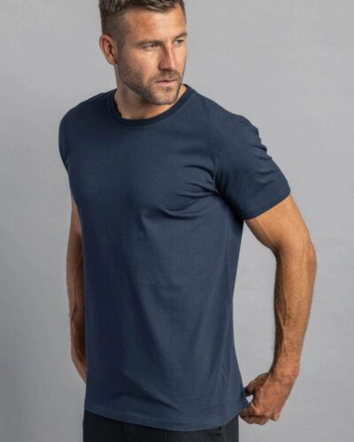 dirts Premium Blank T-Shirt SLIM – Ansicht 4