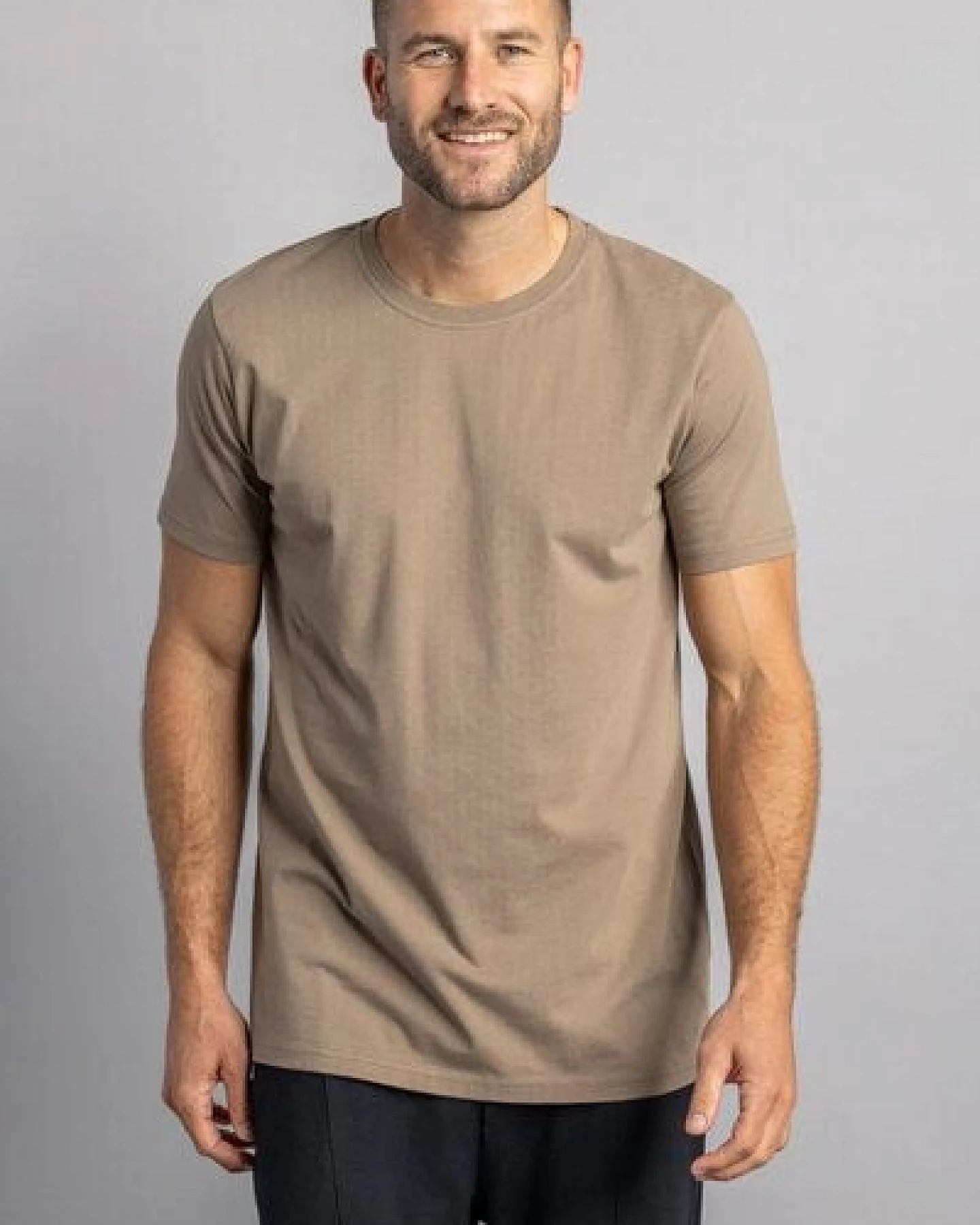dirts Premium Blank T-Shirt SLIM – Ansicht 4