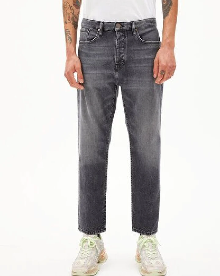 ARMEDANGELS AAUSTIN Herren Relaxed Tapered Jeans Bio-Baumwoll Mix Comfort-Stretch