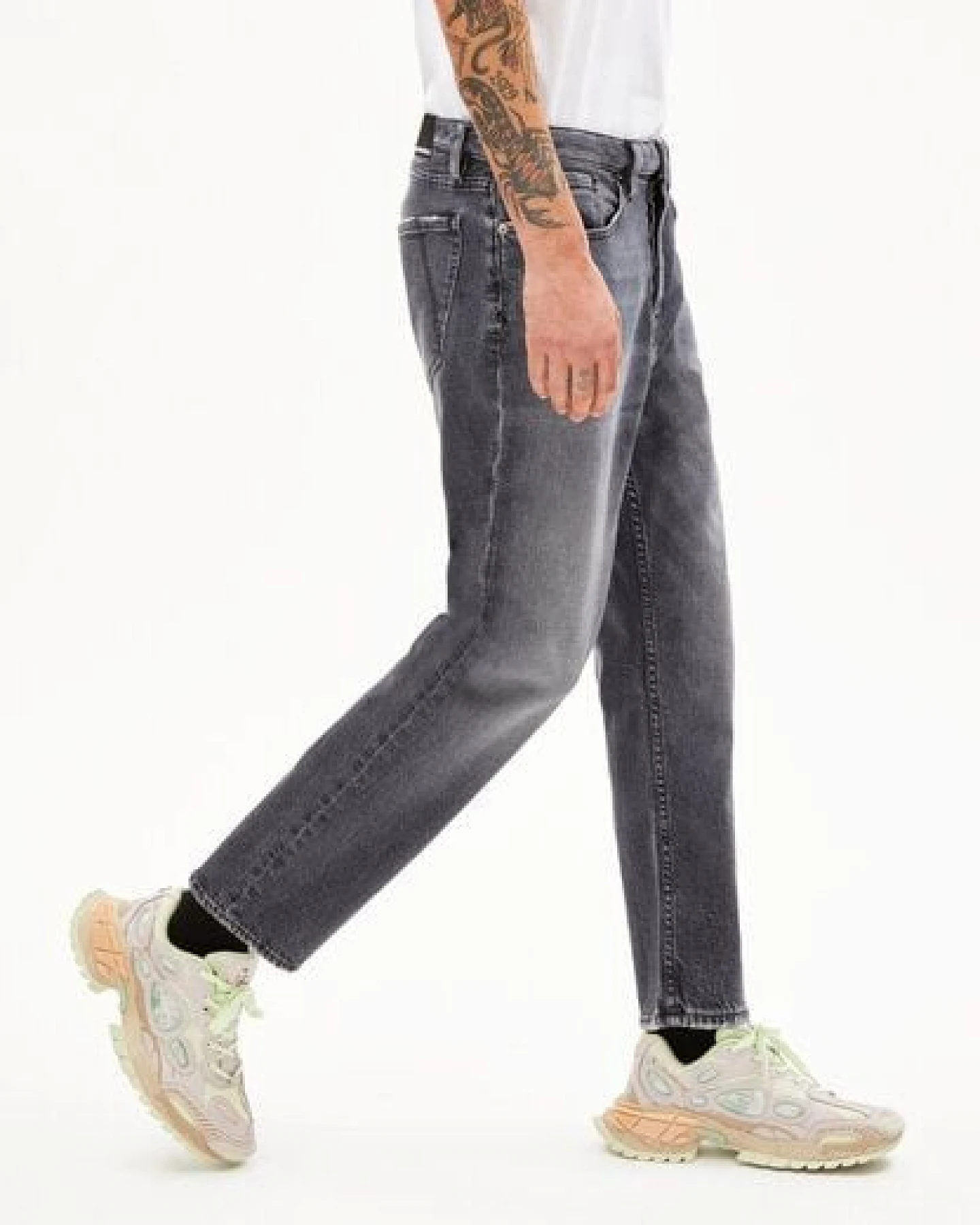 ARMEDANGELS AAUSTIN Herren Relaxed Tapered Jeans Bio-Baumwoll Mix Comfort-Stretch – Ansicht 4