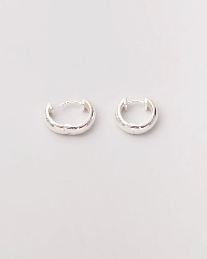 fejn jewelry Ohrringe 'shiny huggie' runde Creole