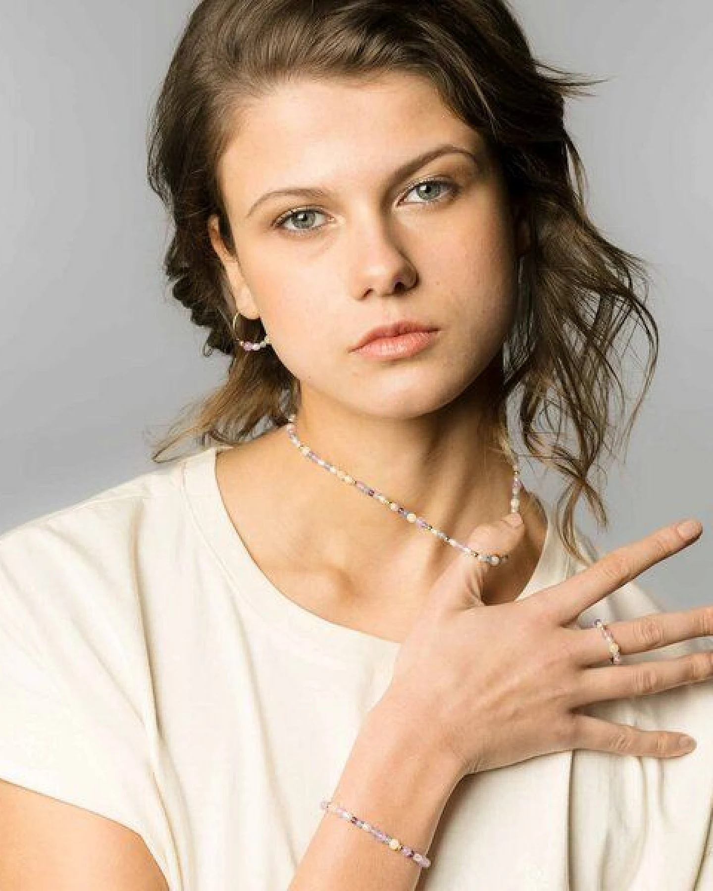 fejn jewelry Kette 'spring pearl' mit Süsswasserperlen und Halbedelsteinen – Ansicht 2