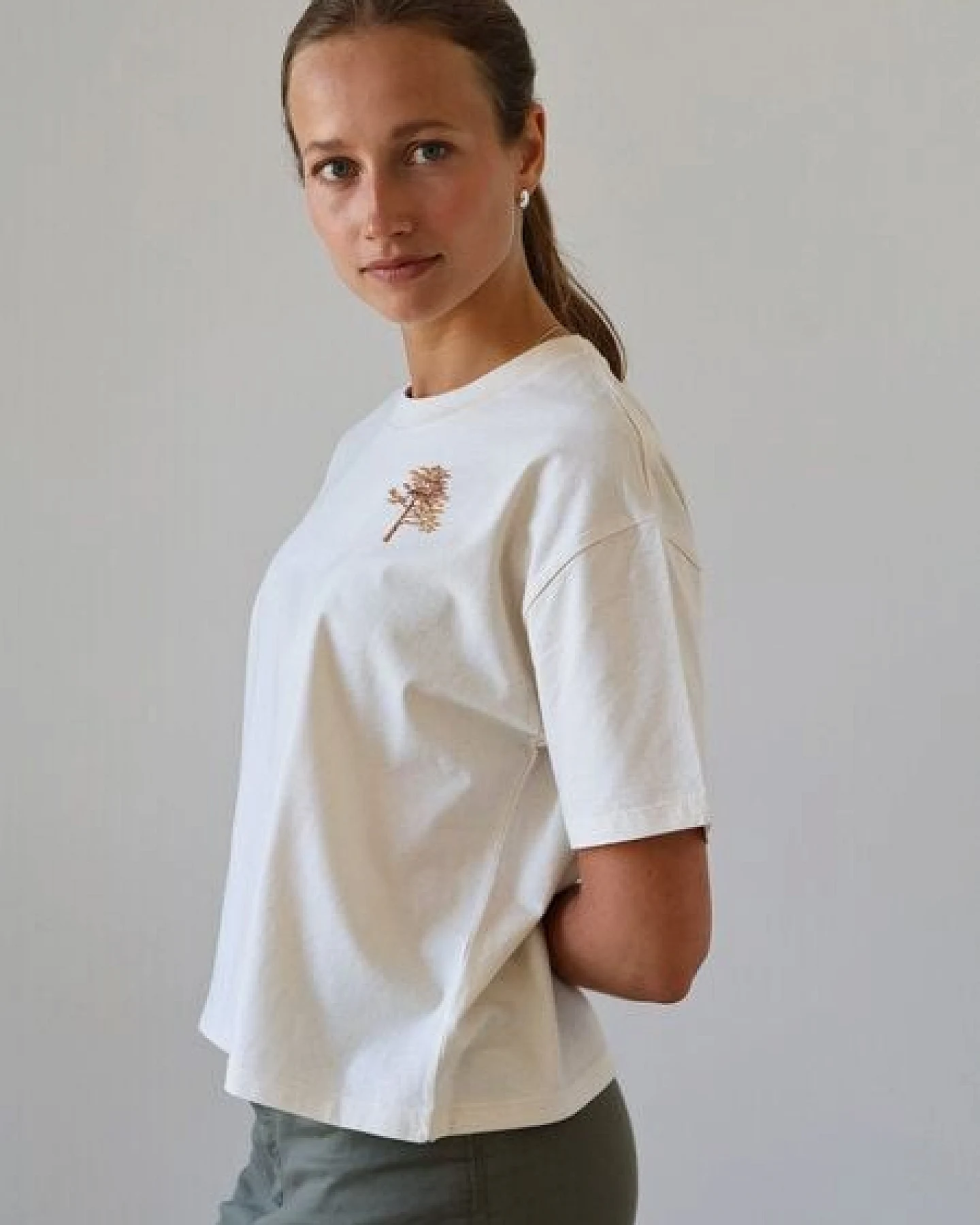 Kultgut Artdesign - Biofair- Boxistyle Shirt/ Little Tree in echter Woodoptik – Ansicht 3