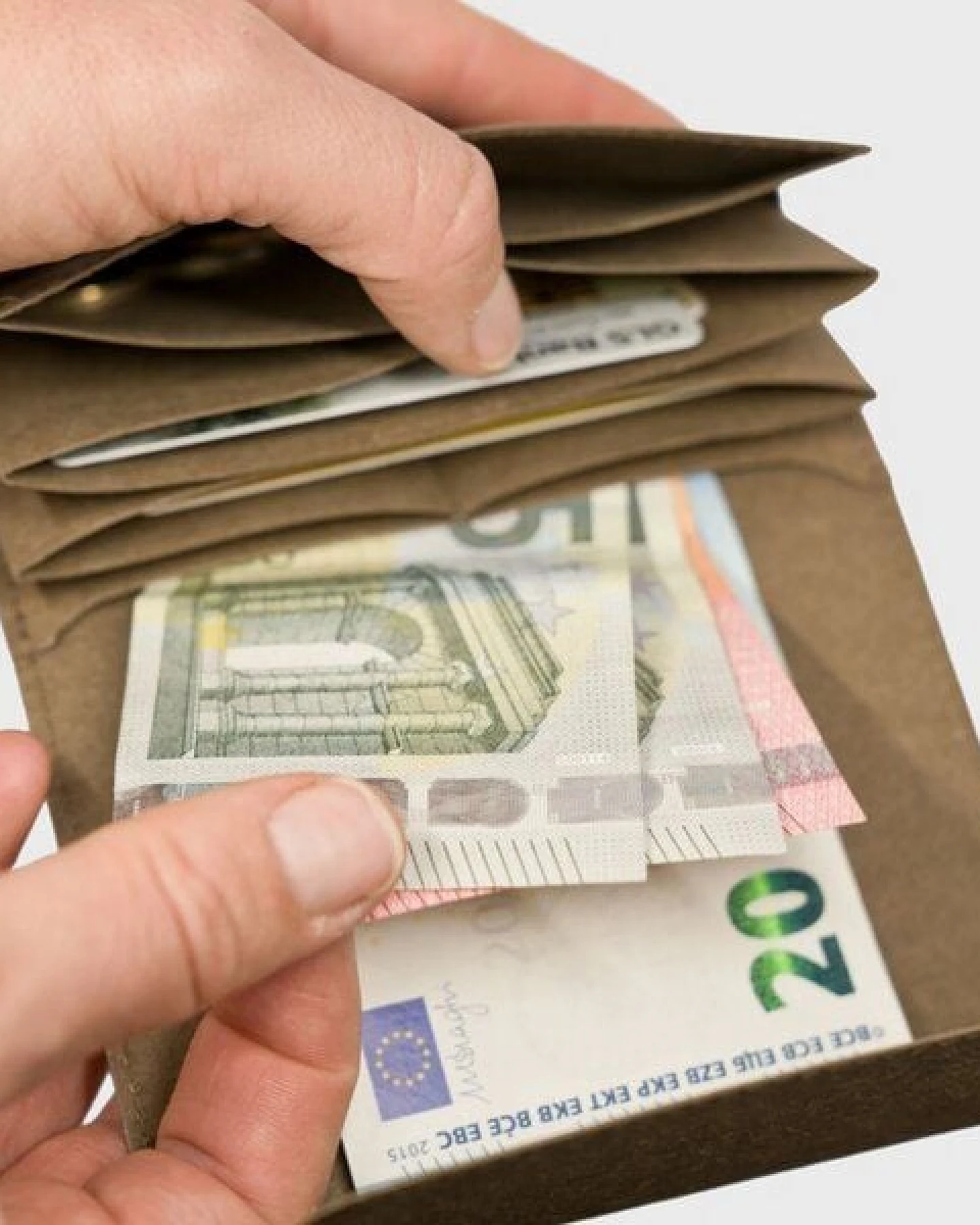 ANDERS & KOMISCH Mittelgroßes Portemonnaie mit RFID Schutz - A&K KOMPAKT – Ansicht 4