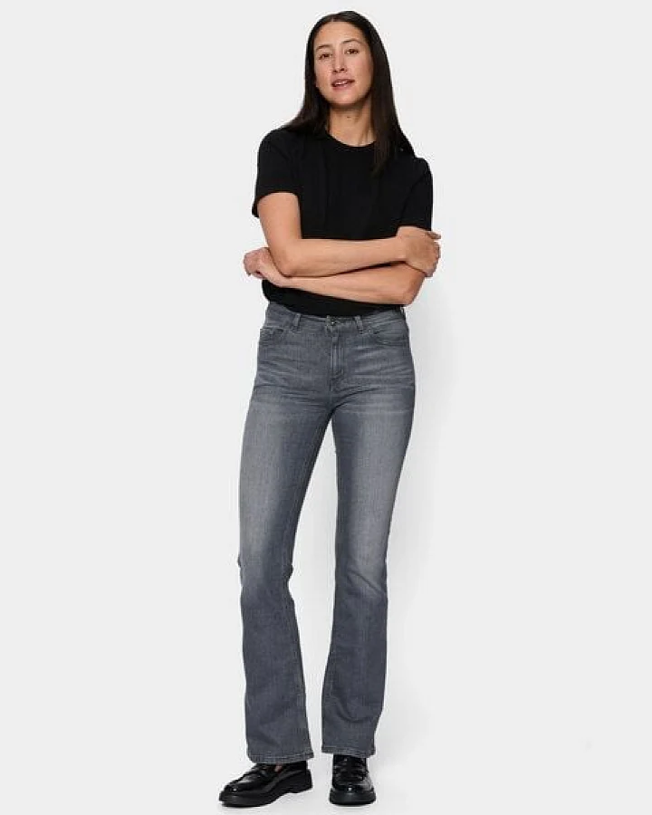 FUTURE:PEOPLE. 01:02 BOOTCUT - MID WAIST- Damen Jeans aus Bio-Baumwoll-Stretch - Fabric made in Italy (30102 0 1000)