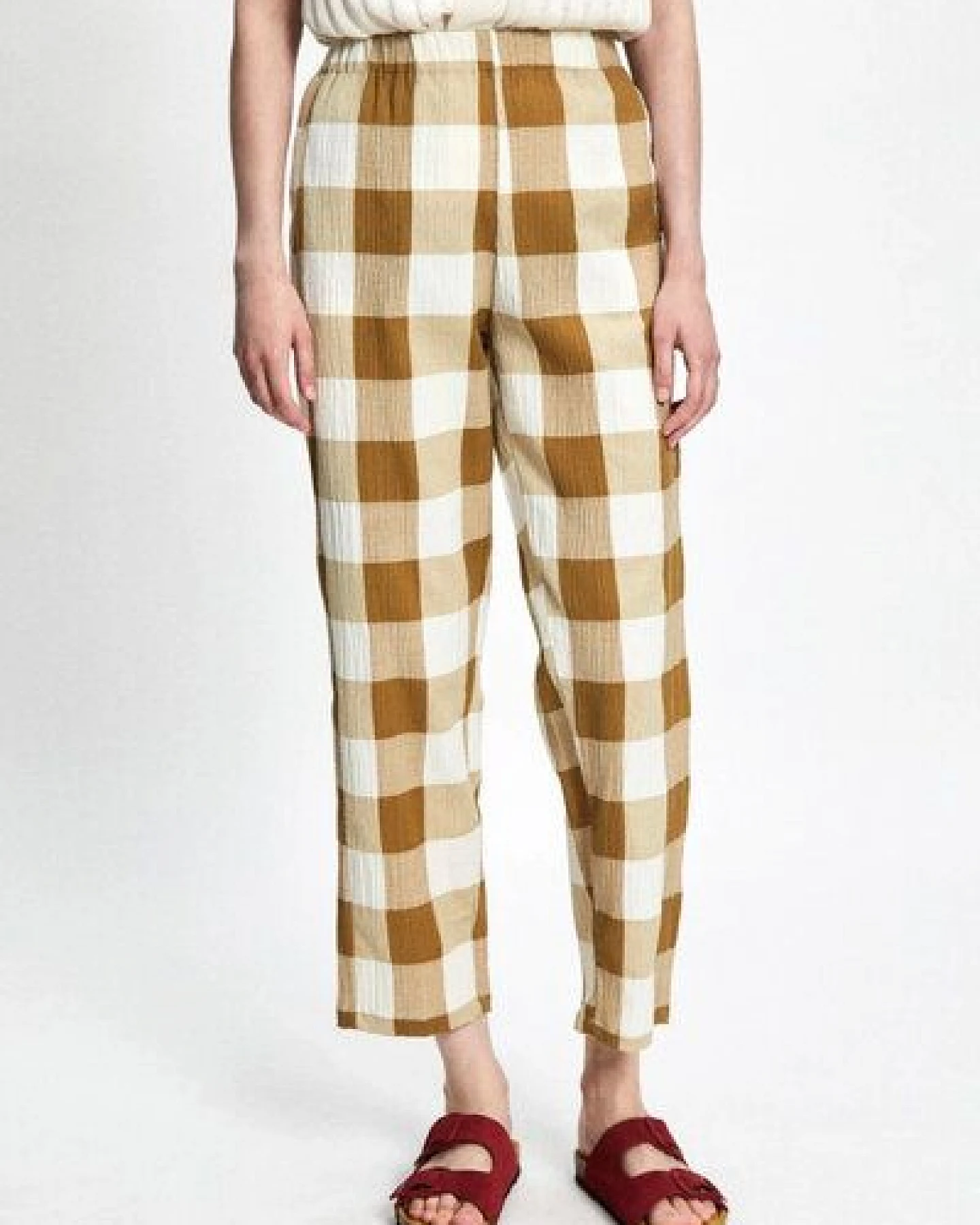 Rita Row Sommerhose CHIMBORA aus Biobauwolle und rec. Polyester - Brown Check – Ansicht 2