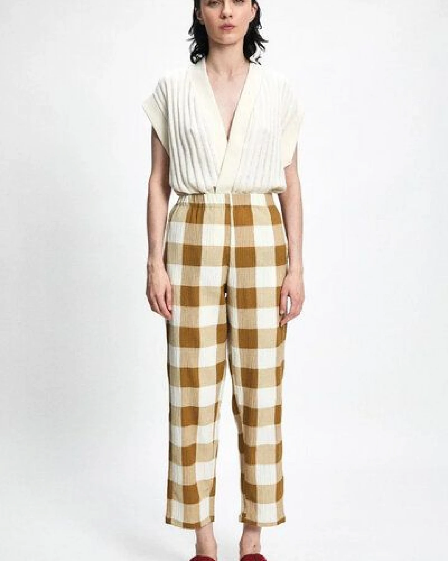 Rita Row Sommerhose CHIMBORA aus Biobauwolle und rec. Polyester - Brown Check – Ansicht 3