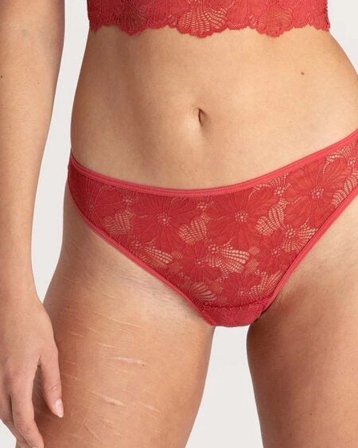 erlich textil Classy Lace Slip mit Spitze aus weichem recyceltem Polyamid, made in Europe