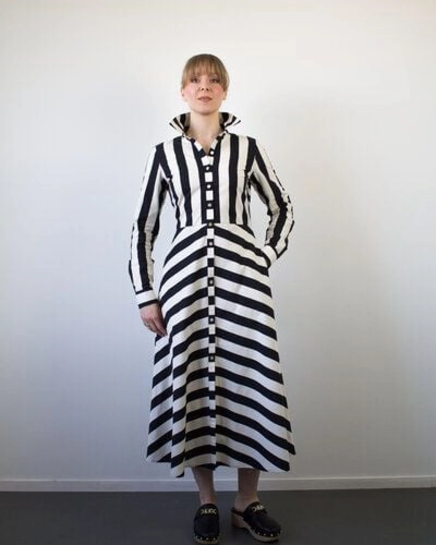 Skrabak Hemdkleid Alexandra mit Blockstreifen aus Bio-Baumwolle – Ansicht 2