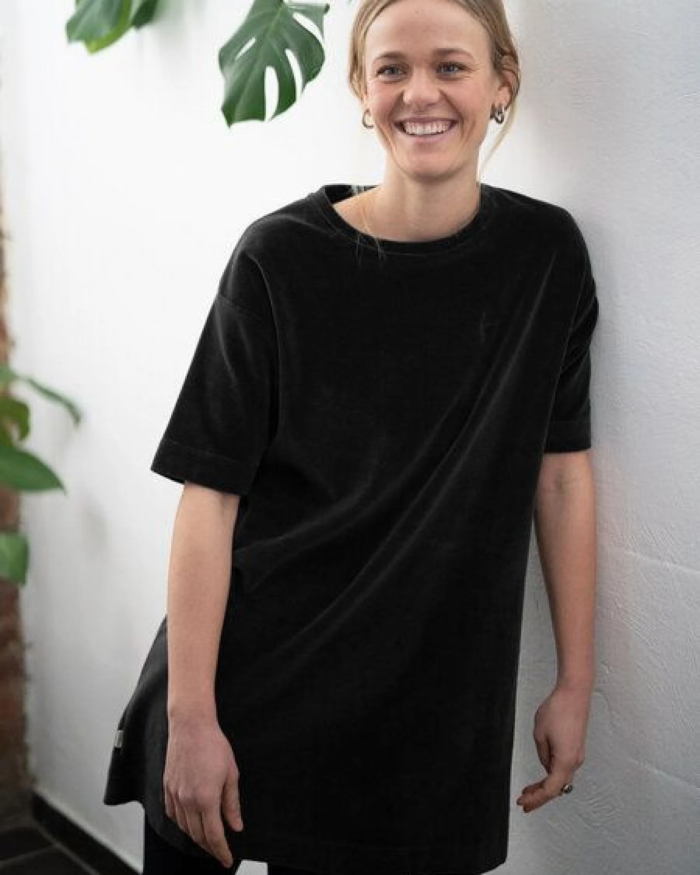FUXBAU Frauen Samt Kleid – Ansicht 3