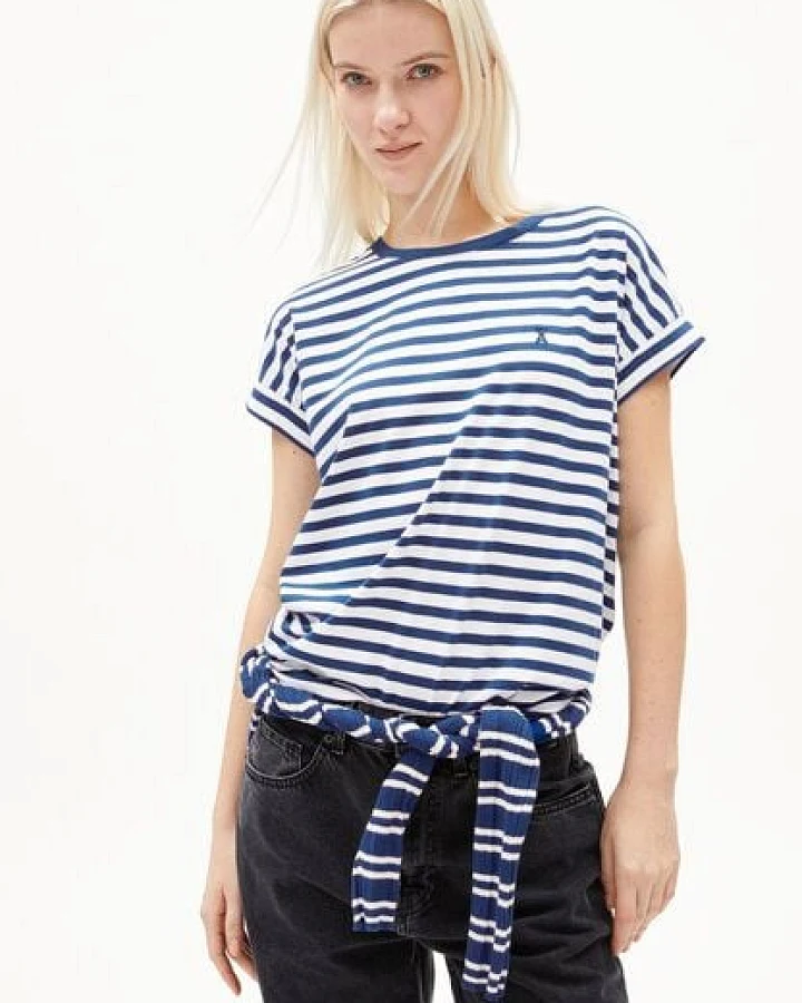White-Lapis Blue