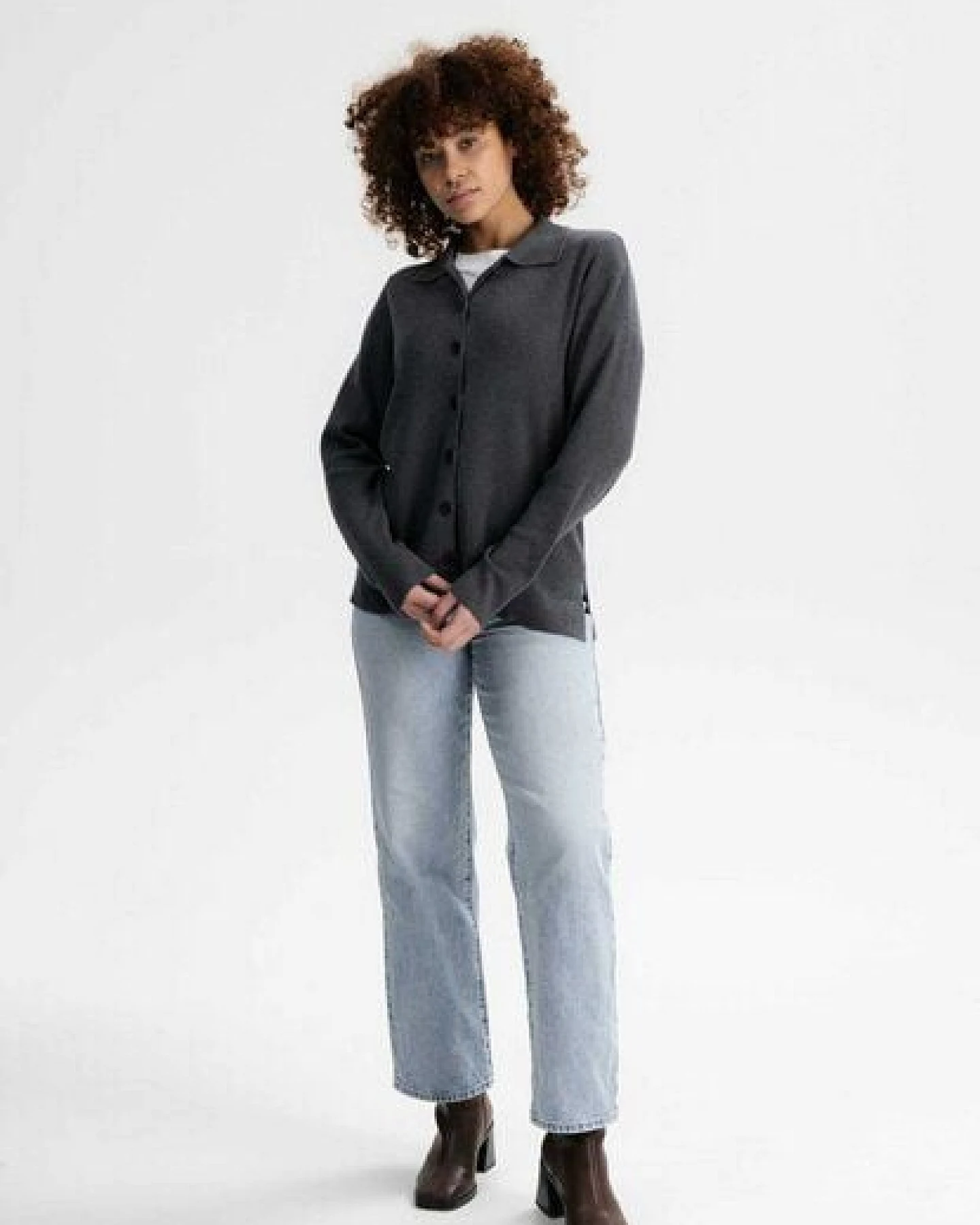 Feinstrick Cardigan ULUPI – Ansicht 3