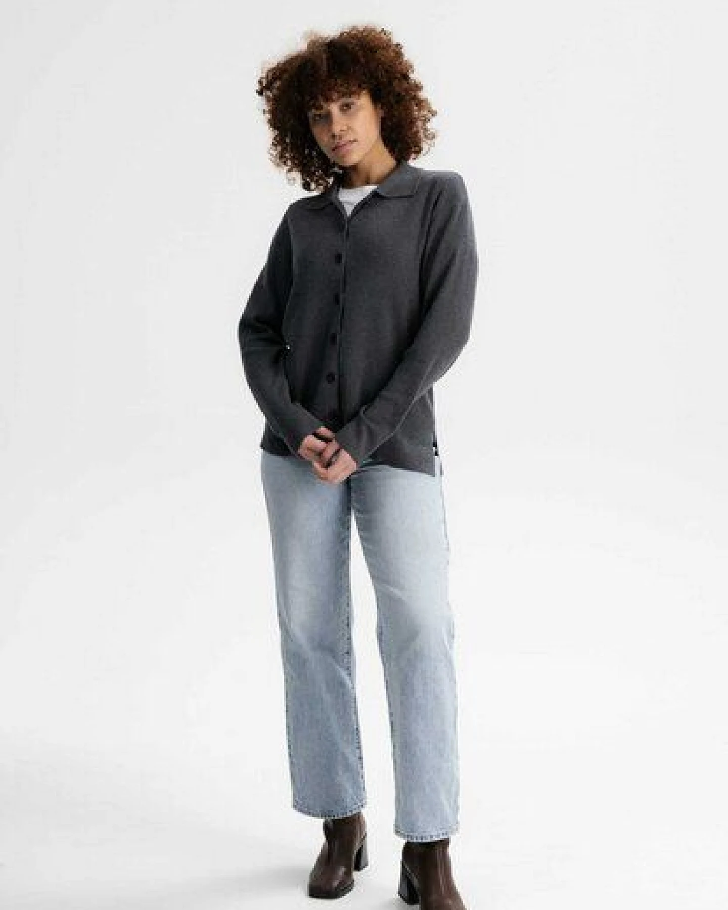 Feinstrick Cardigan ULUPI – Ansicht 3