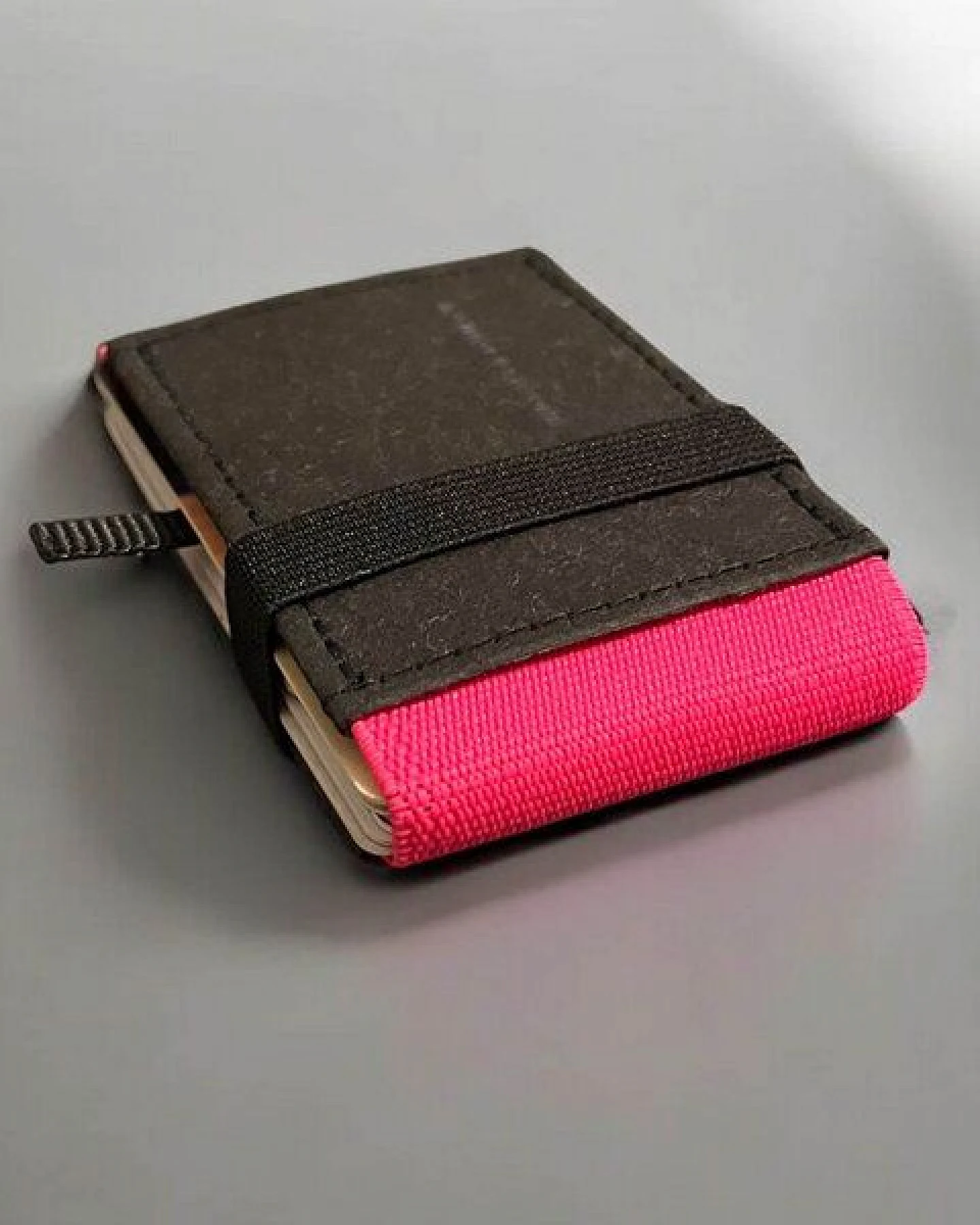 ANDERS & KOMISCH MINI DELUXE Slim Wallet mit RFID Schutz und Münzfach Schwarz – Ansicht 3