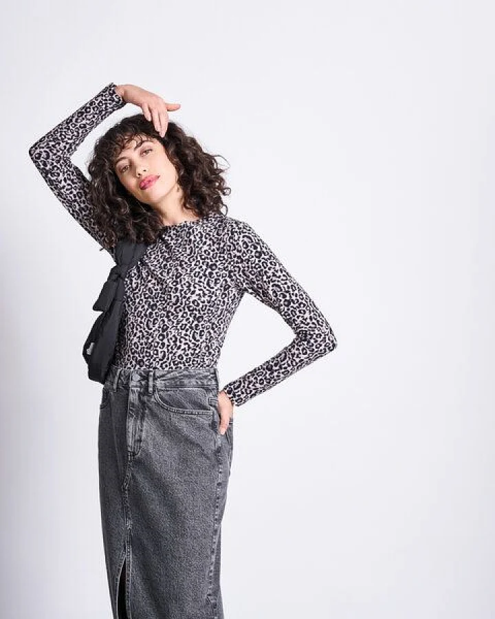 Leo Print