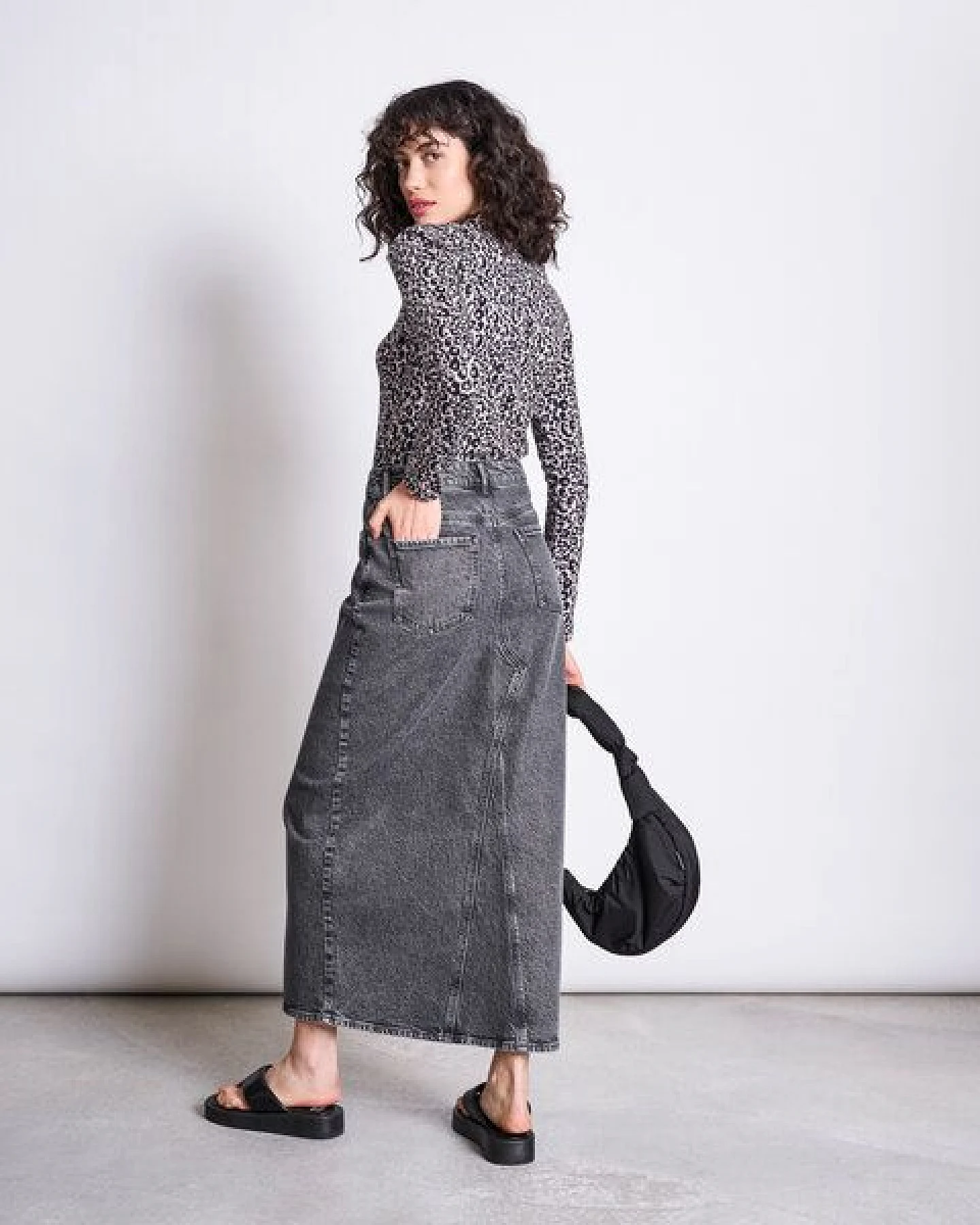 JAN N JUNE LONGSLEEVE BARID LEO PRINT GOTS – Ansicht 4