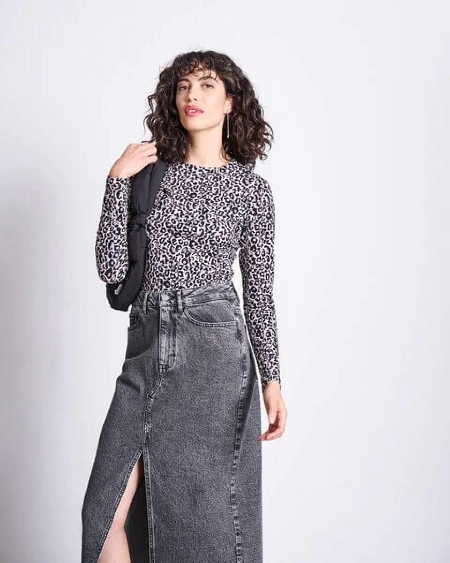 JAN N JUNE LONGSLEEVE BARID LEO PRINT GOTS – Ansicht 3