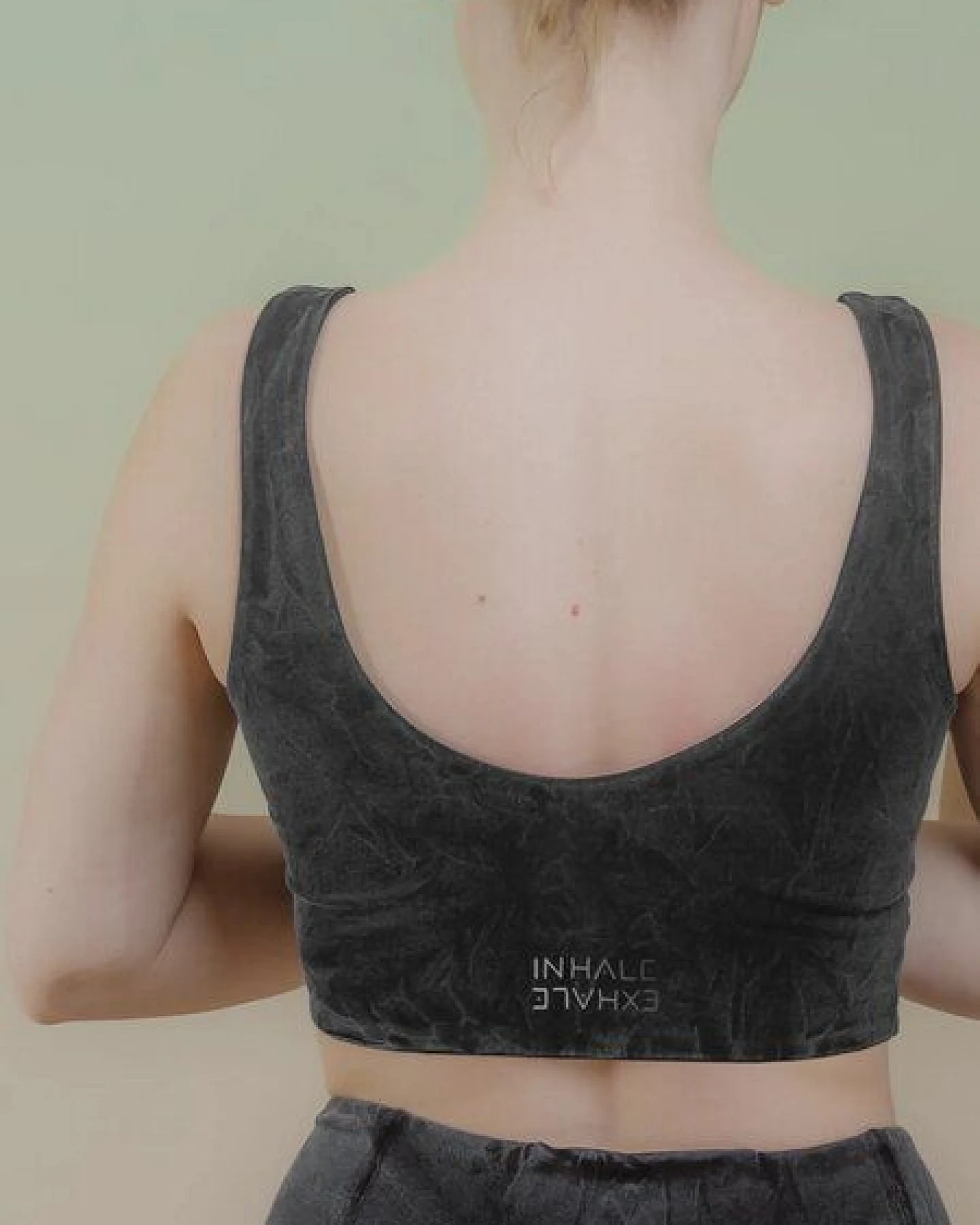 nice to meet me Reversible Crop Tank aus weicher Biobaumwolle – Ansicht 3