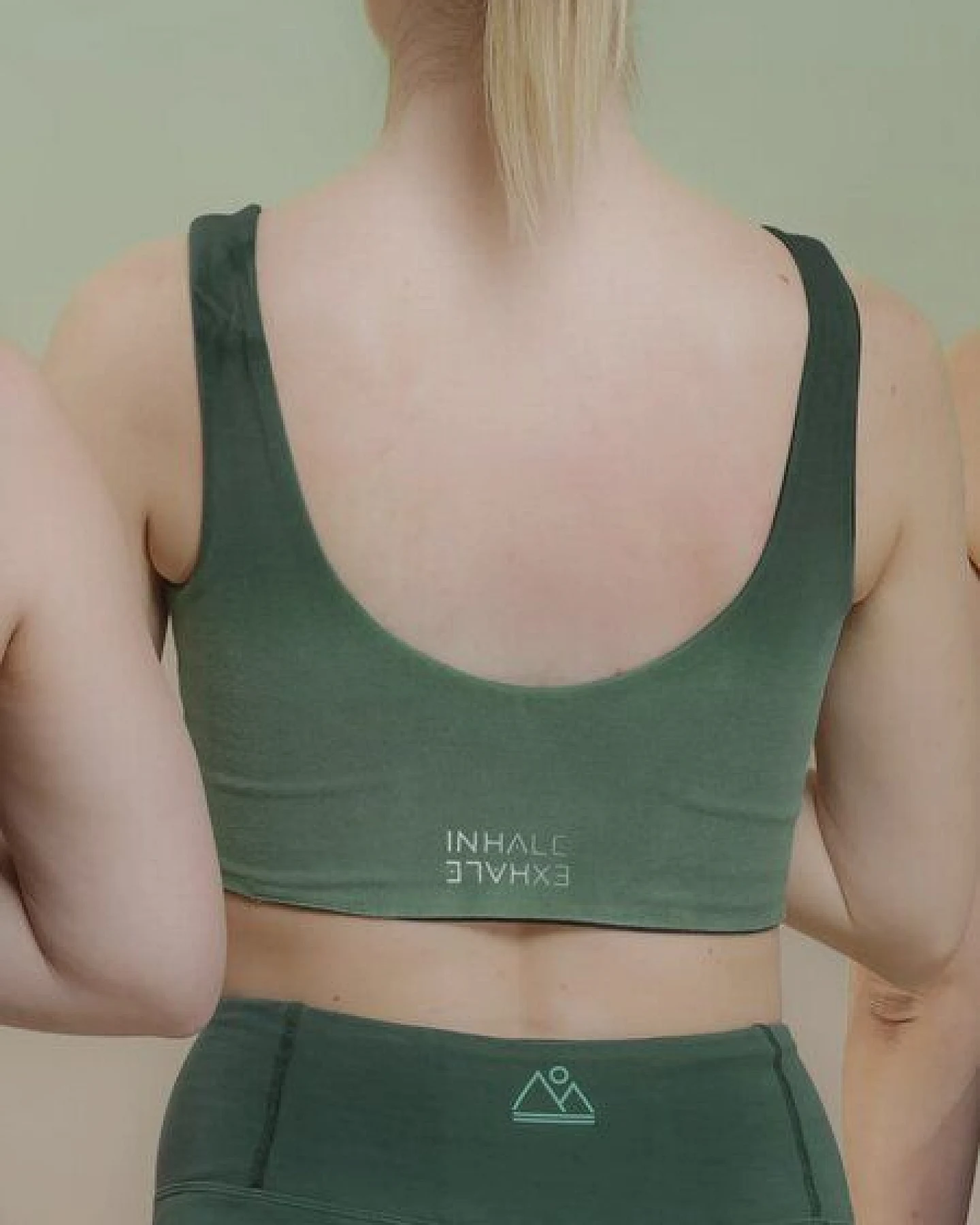 nice to meet me Reversible Crop Tank aus weicher Biobaumwolle – Ansicht 3