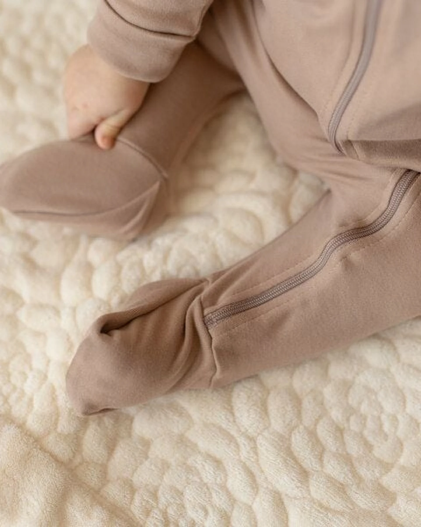 Elsara Mitwachsender Babystrampler Bio-Baumwolle 100% GOTS – Ansicht 4