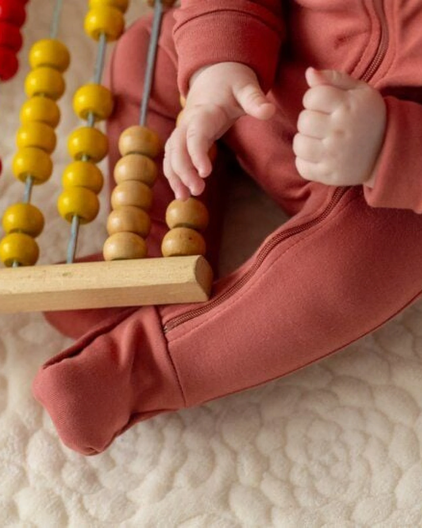 Elsara Mitwachsender Babystrampler Bio-Baumwolle 100% GOTS – Ansicht 3