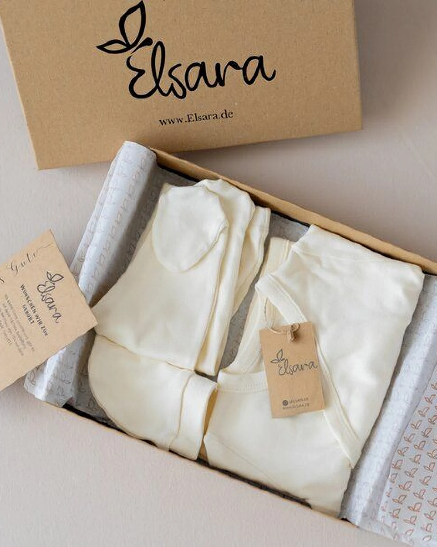 Elsara Erstausstattung Geschenkset für Neugeborene aus Bio-Baumwolle GOTS – Ansicht 2
