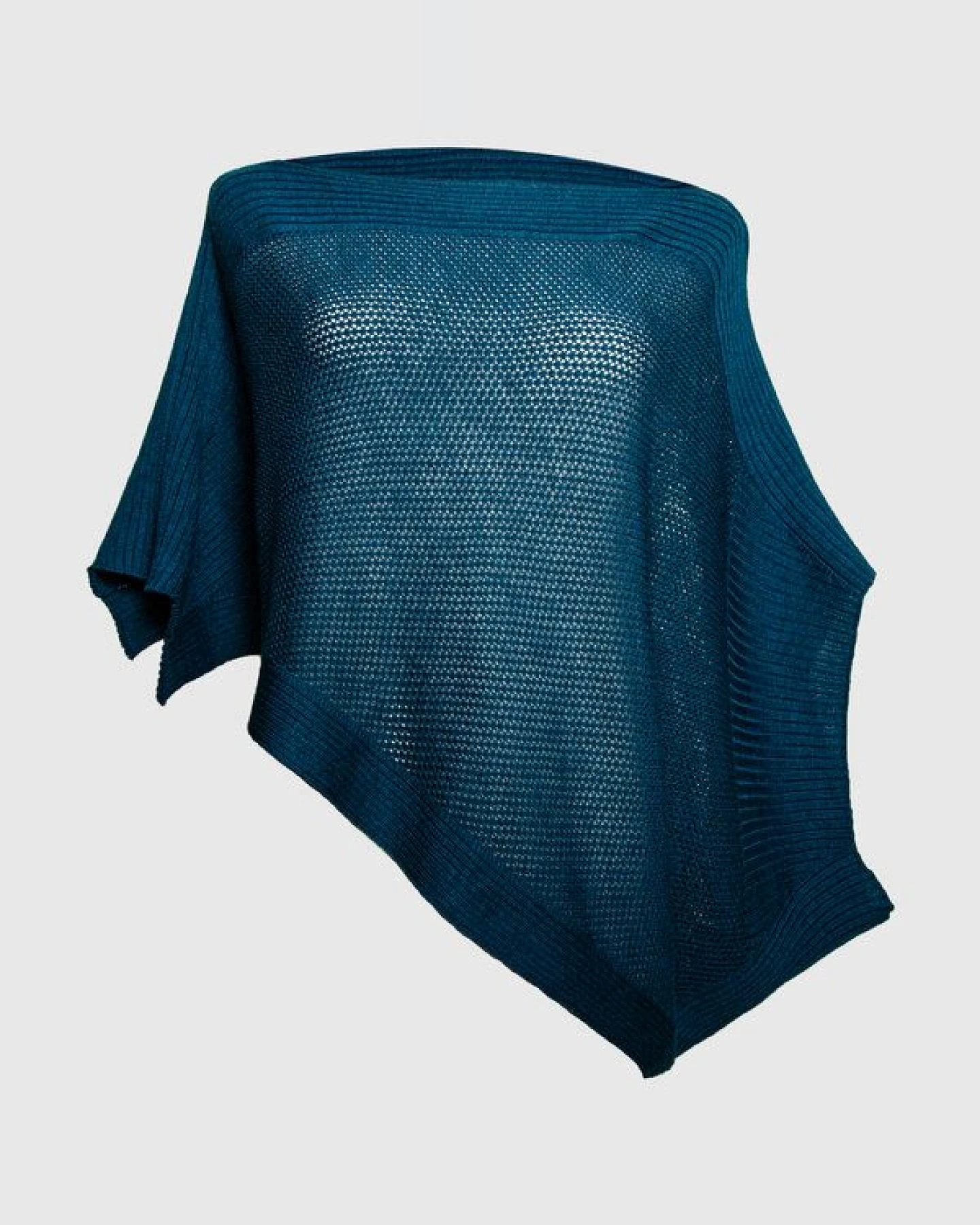LANARTO slow fashion Poncho Cape aus mulesingfreier Merinowolle in edlen Farben – Ansicht 4