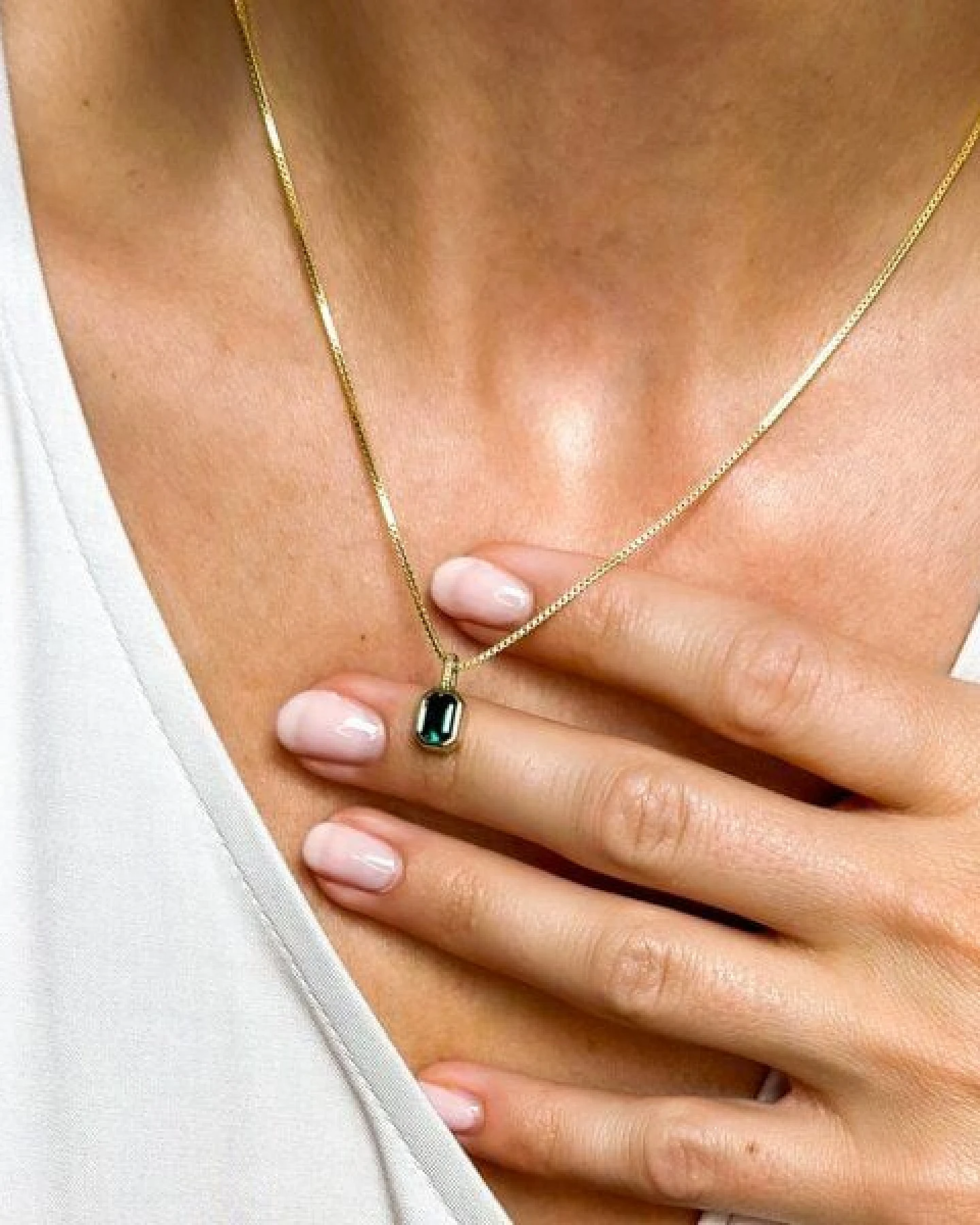 MOANINA Kette Esmeraldia • 8k Echtgold – Ansicht 2