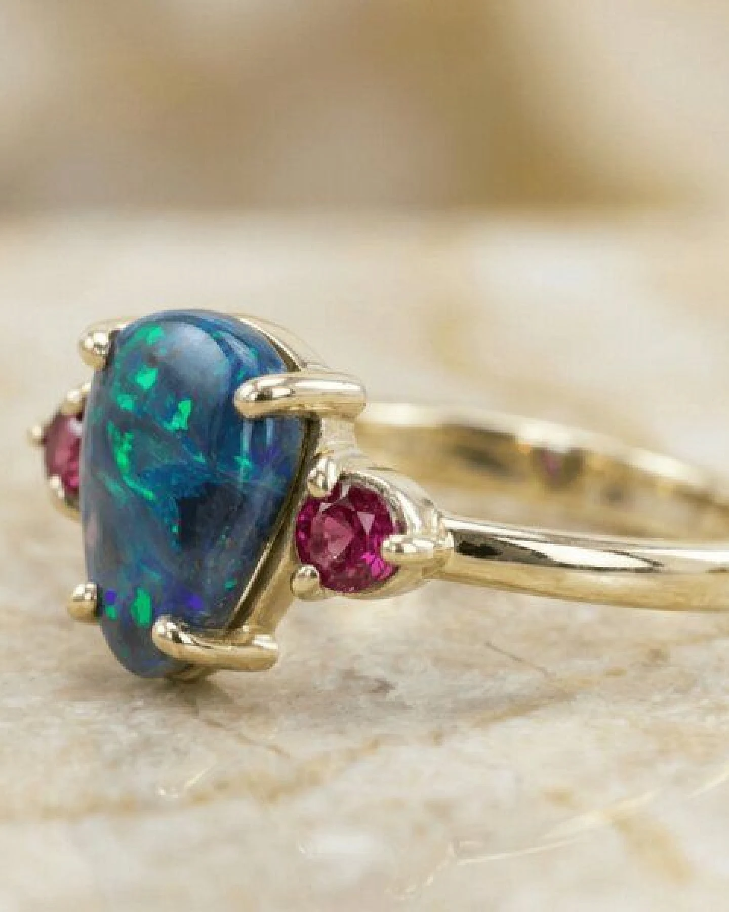 Spirit of Island Gold Ring – Ansicht 2