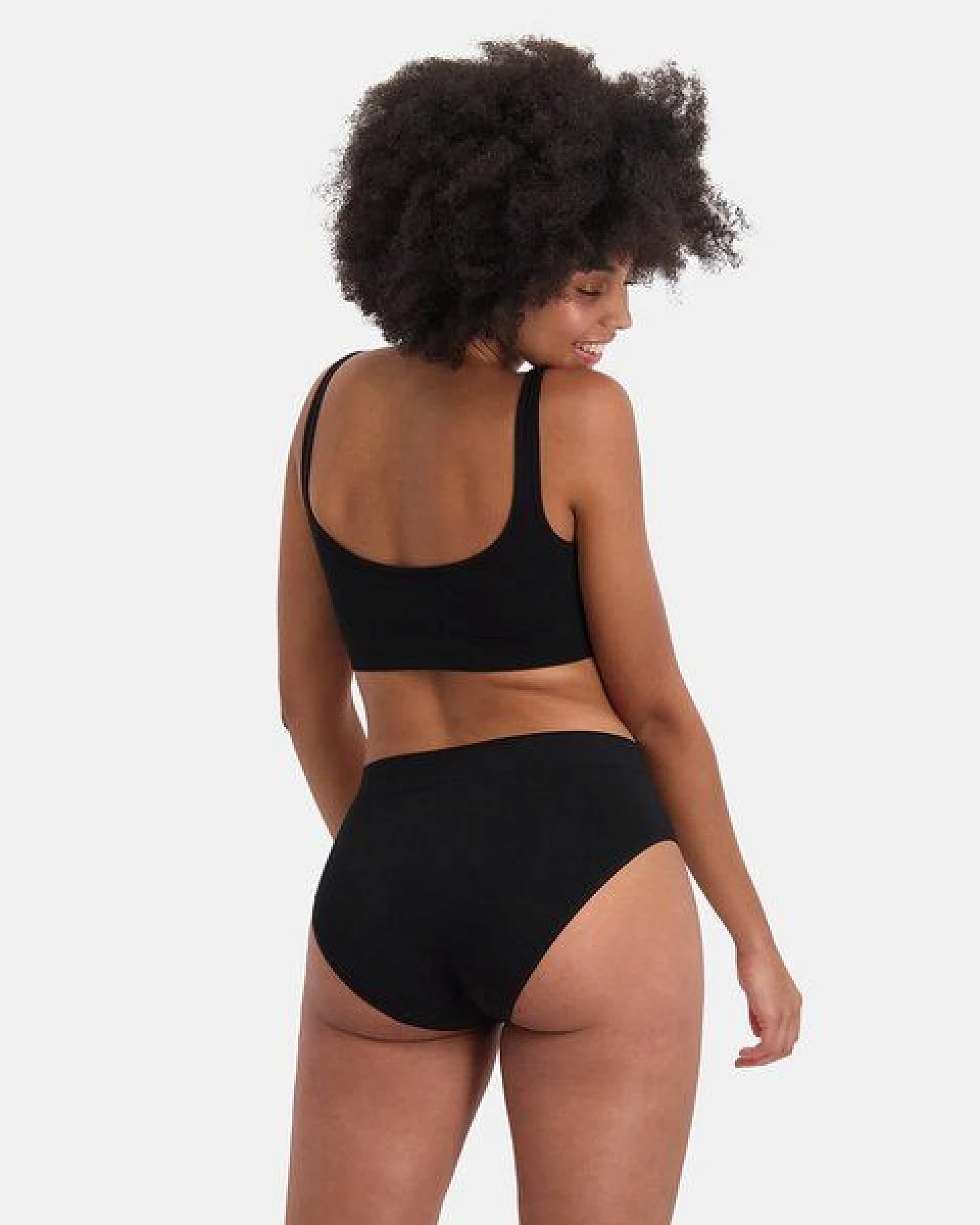 Bamboo Basics Nahtloser Damen-Slip BELLE aus Bambusviskose / Biobaumwolle (3er Pack) – Ansicht 2