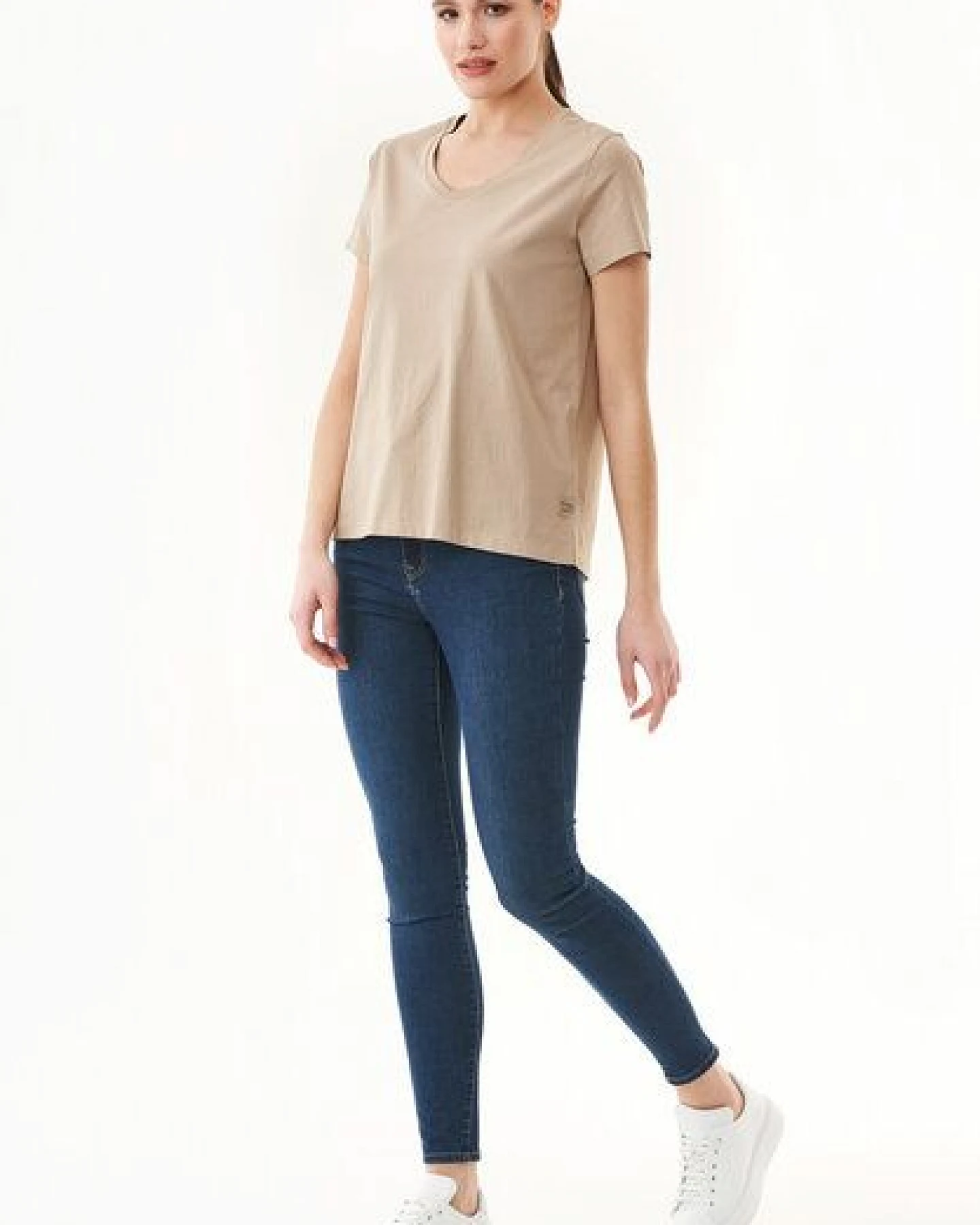ORGANICATION Natural Dye T-Shirt aus Bio-Baumwolle – Ansicht 3
