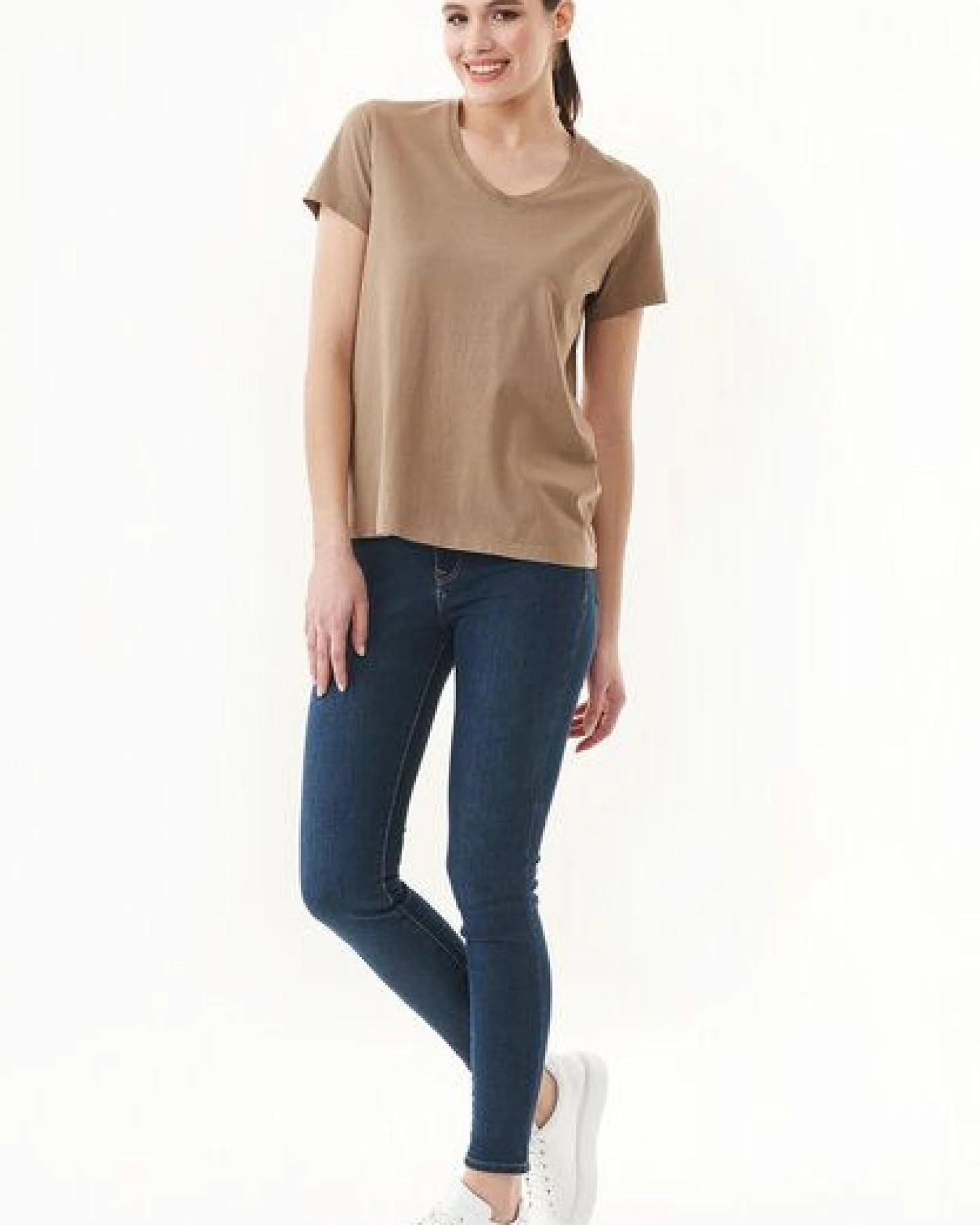 ORGANICATION Natural Dye T-Shirt aus Bio-Baumwolle – Ansicht 2
