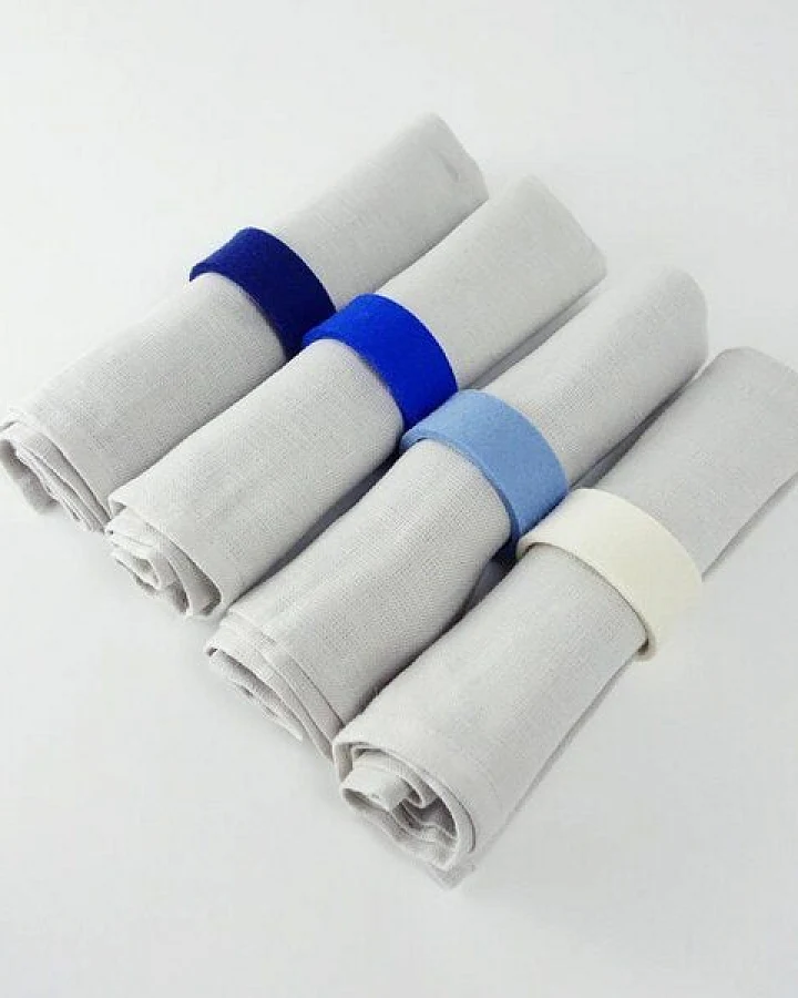 4 Blautöne