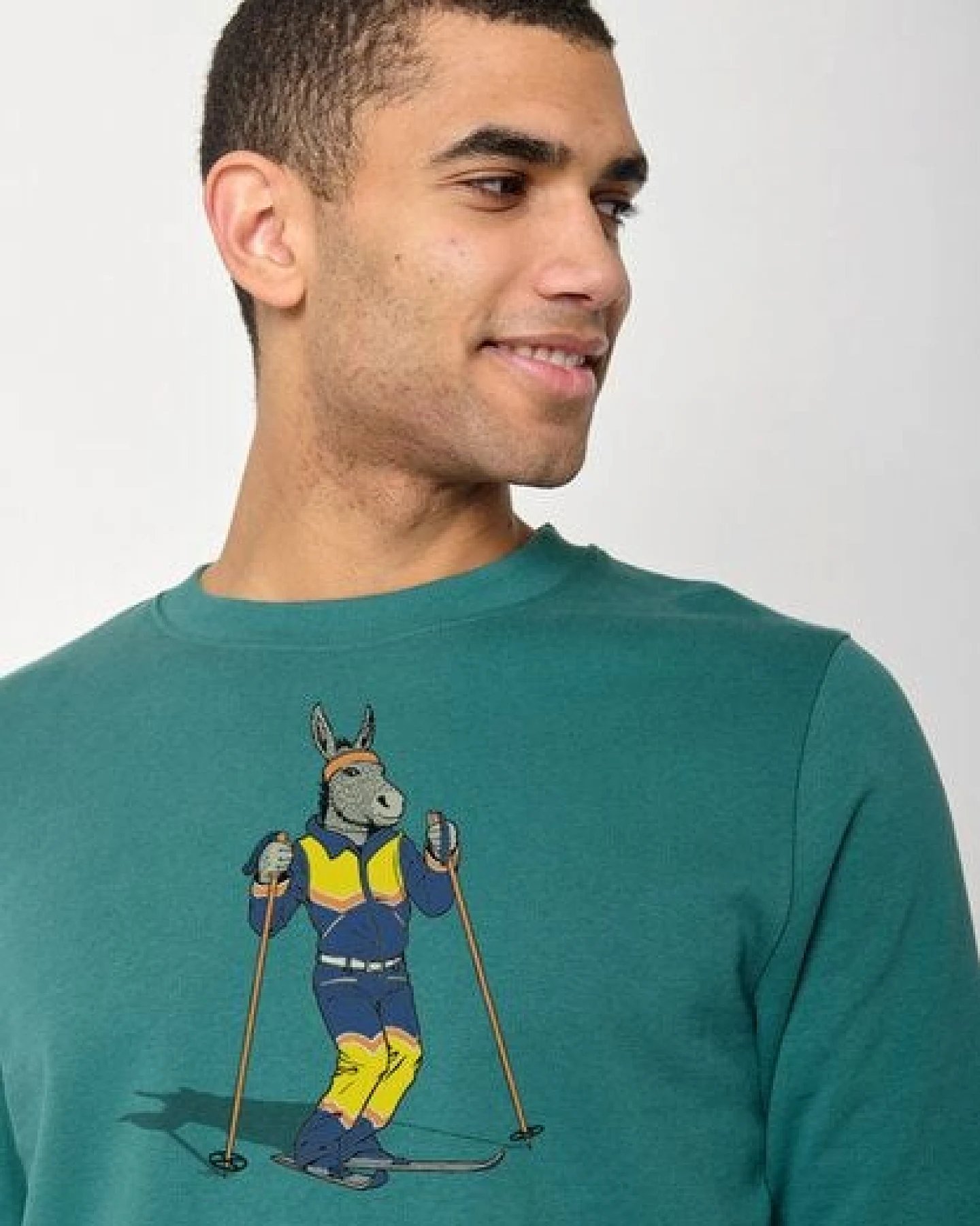 GREENBOMB Animal Donkey Ski Wild - Bequemes Sweatshirt aus Bio-Baumwolle / hochwertiger Print / GOTS / Fair & Vegan – Ansicht 2