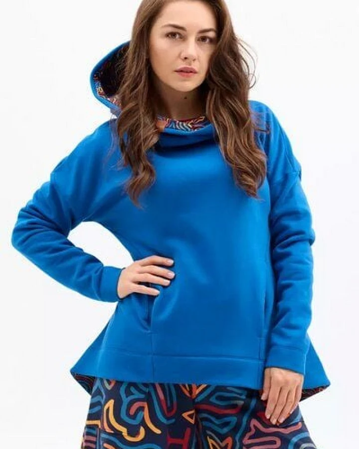 Hoodie Aruba Damen – Kapuzenpullover aus Bio-Baumwolle – mit geräumiger Tasche & KOKOworld-Prints – warm, bequem & fair in der EU produziert – ideal für Yoga, Alltag & Homewear