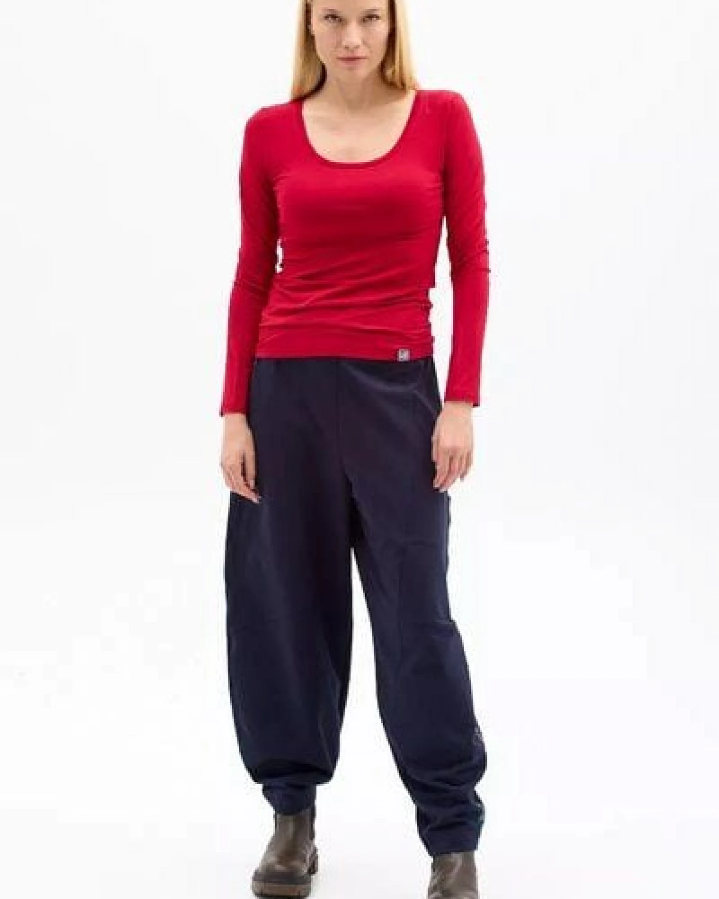 KOKOworld Papaya Damen Basic Longsleeve aus Viskose – weich & elastisch – Fair produziert in EU – für Yoga & Alltag – Ansicht 4