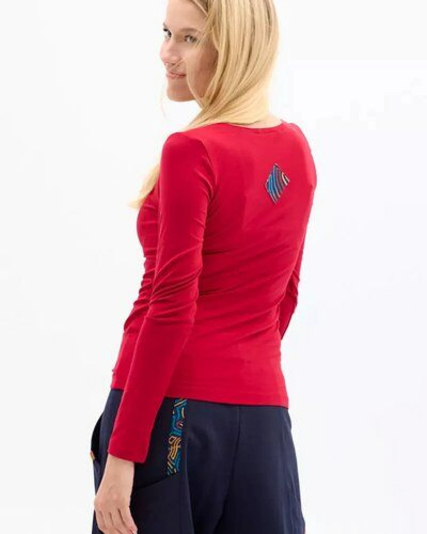 KOKOworld Papaya Damen Basic Longsleeve aus Viskose – weich & elastisch – Fair produziert in EU – für Yoga & Alltag – Ansicht 2