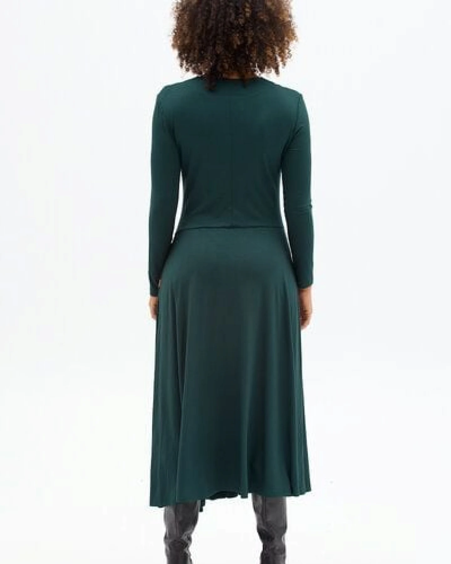 Kleid Lia – Maxikleid mit ausgestelltem Rock – Lange Ärmel – V-Ausschnitt – Versteckte Taschen – 100% in der EU fair produziert – KOKOworld – Ansicht 4