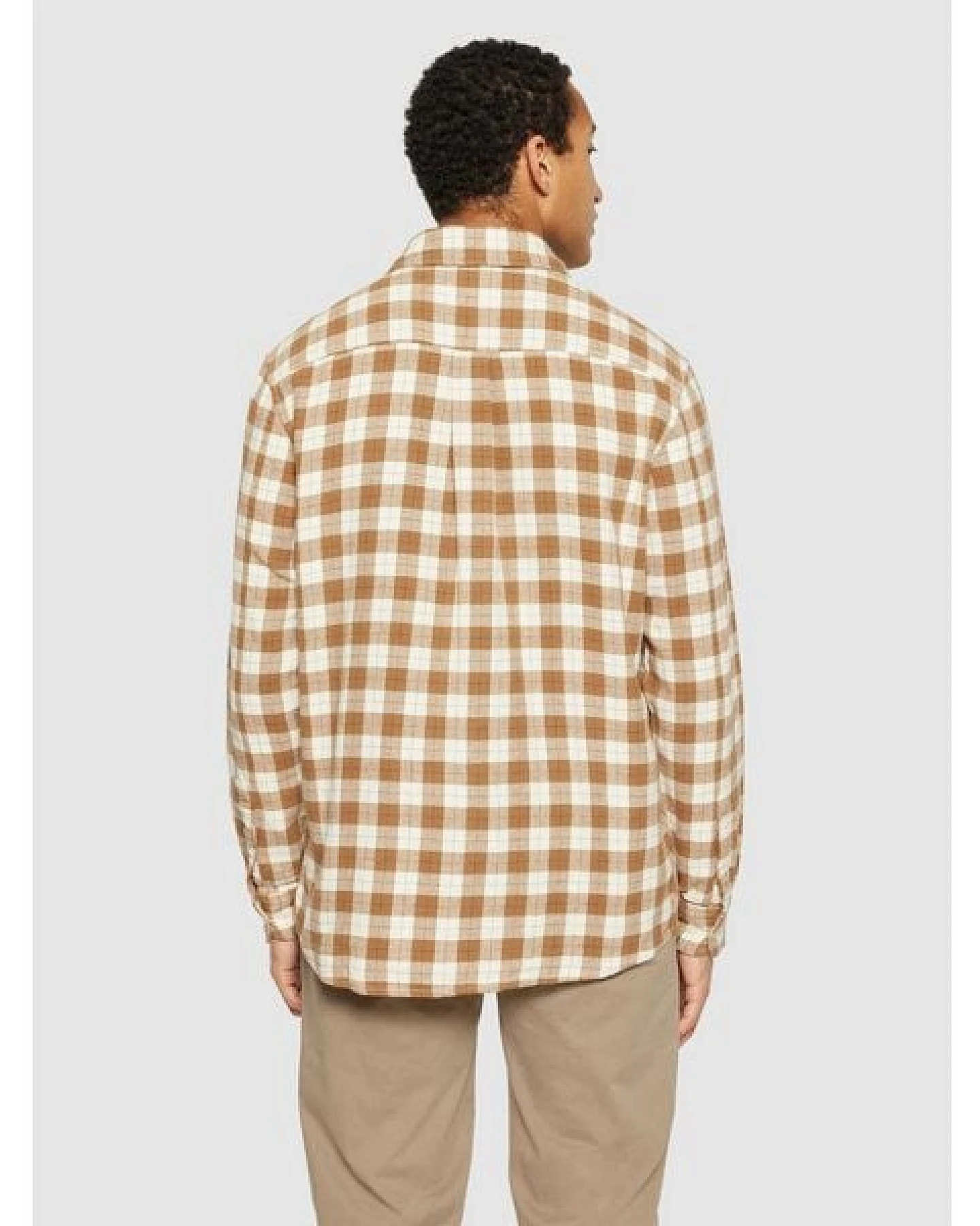 KnowledgeCotton Apparel Kariertes Checked Hemd Loose Fit aus Bio-Baumwolle – Ansicht 3
