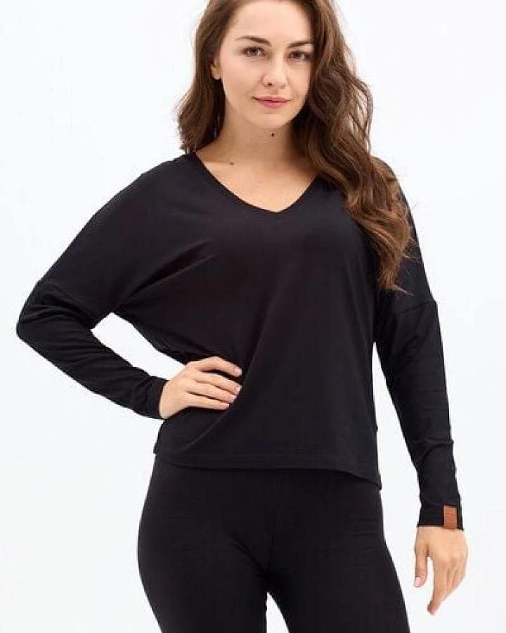 KOKOworld Bluse Saja – weiche Viskose weiter Schnitt reversible V-Ausschnitt – Fair produziert