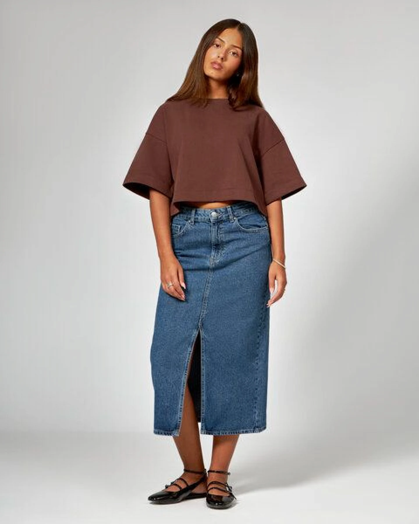 noemvri fashion label Cropped T-Shirt Susa braun – Ansicht 2