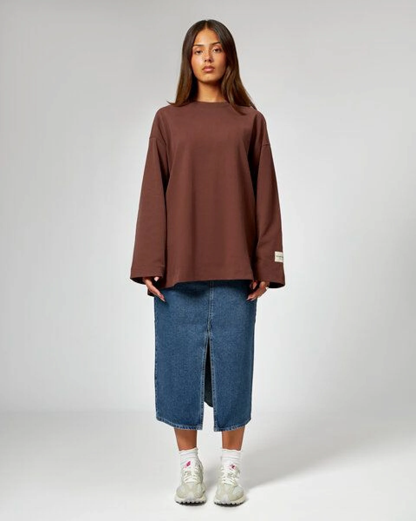 noemvri fashion label Oversized Longsleeve Bailey braun – Ansicht 4