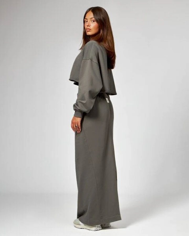 noemvri fashion label Rock Leo grau