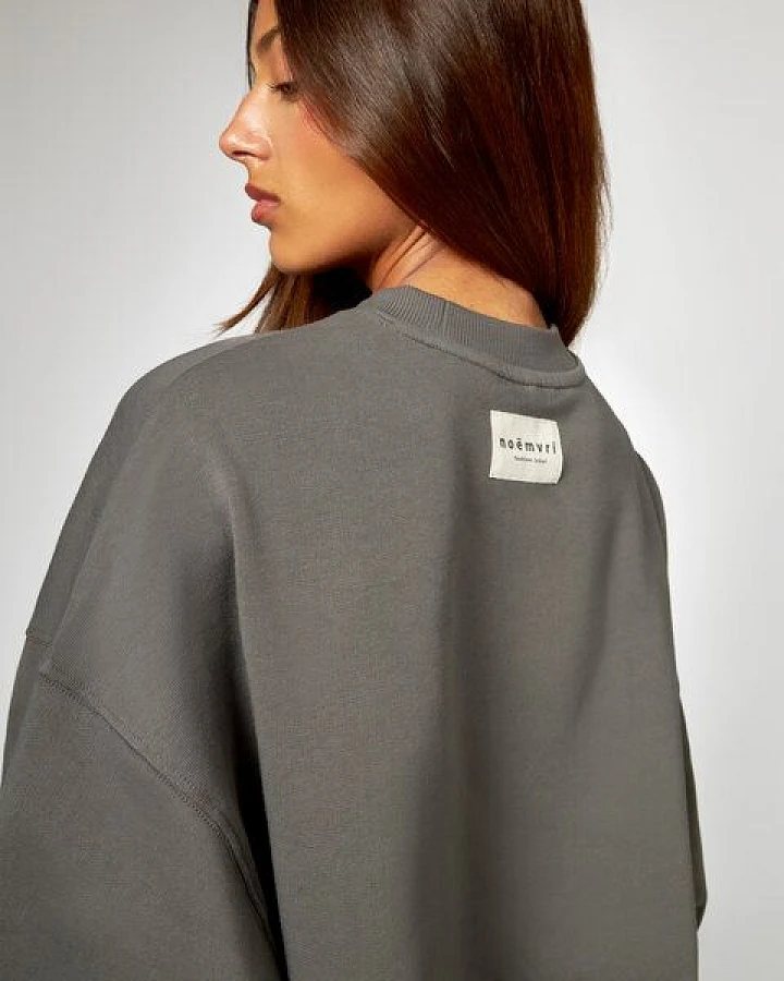 noemvri fashion label Cropped Sweater Olivia grau