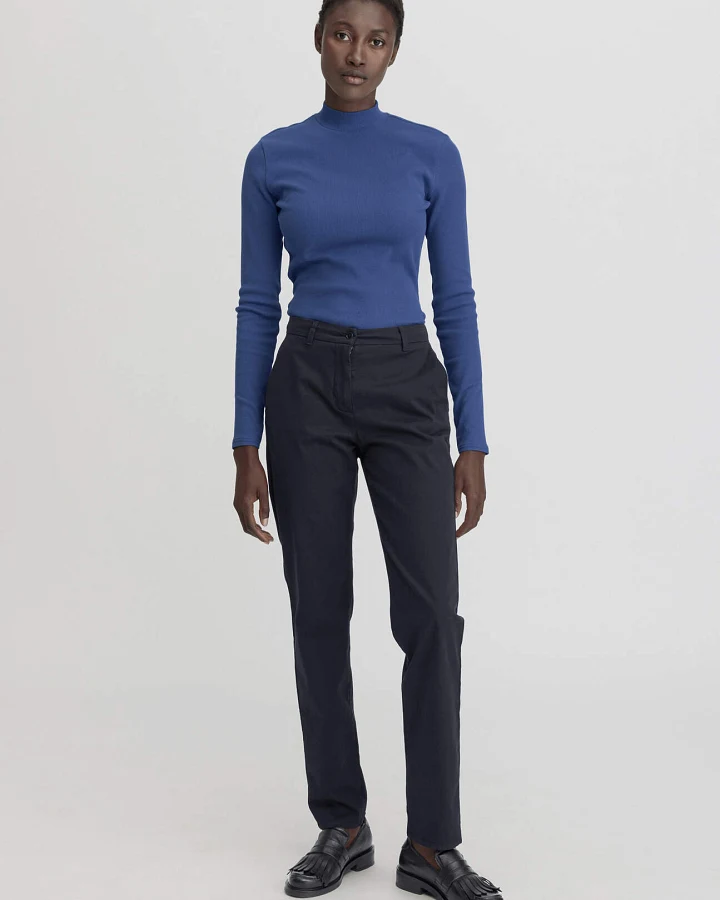 hessnatur Damen Chino Straight Leg Regular aus Bio-Baumwolle - blau - Größe 34