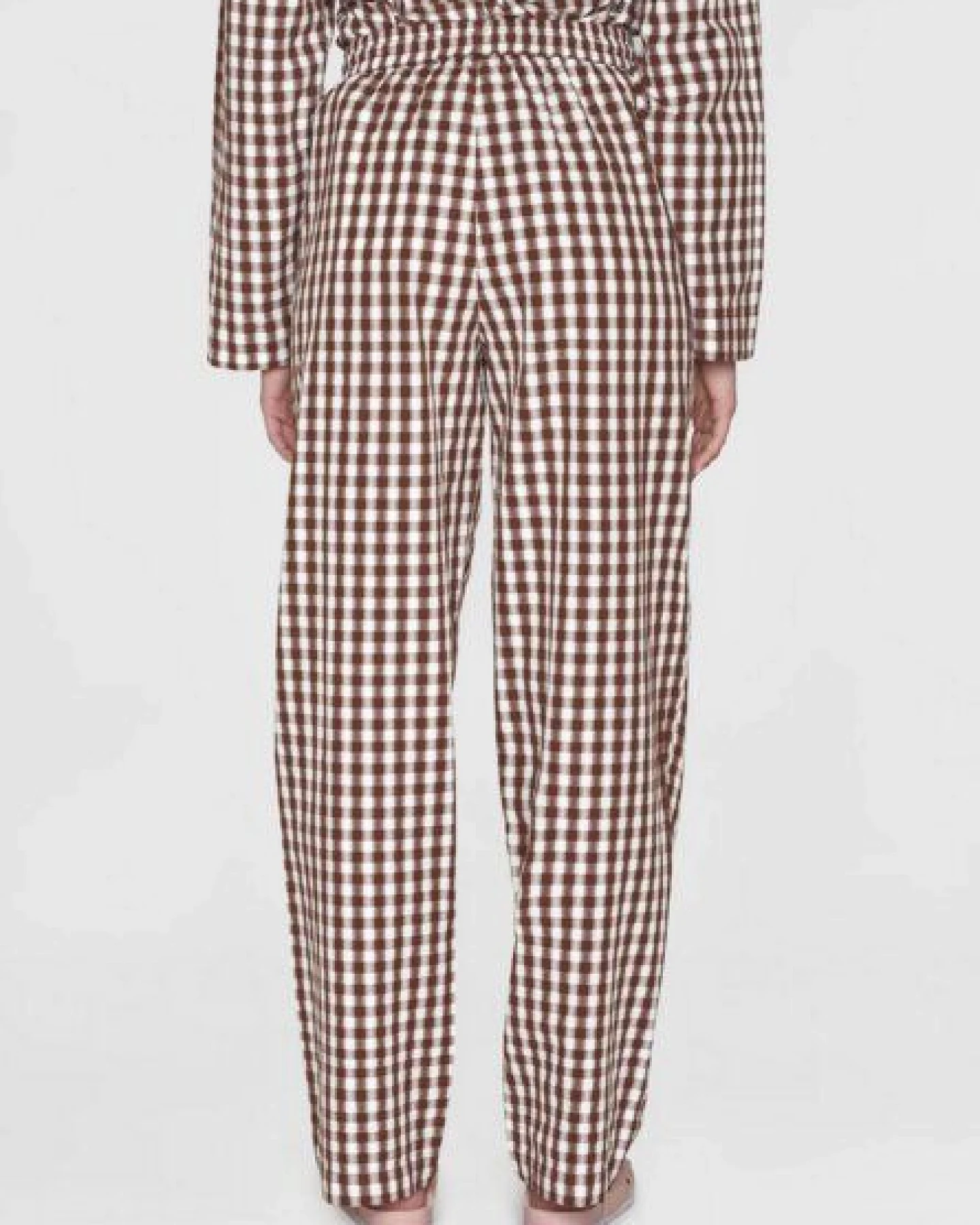 KnowledgeCotton Apparel Barrel High-Rise Seersucker Pants Chloe - aus Bio-Baumwolle – Ansicht 2