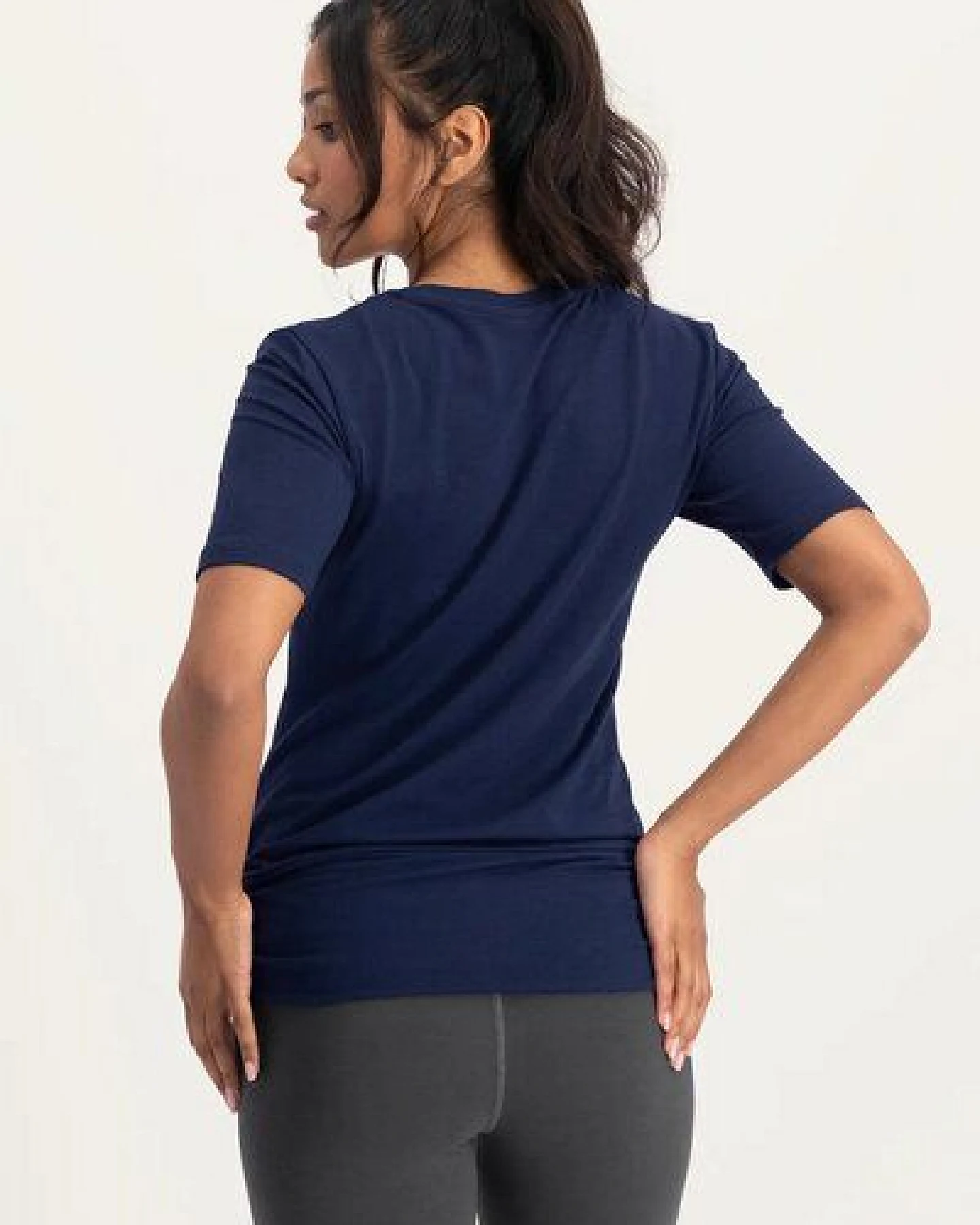 Urban Goddess Dry Fit Yoga Shirt Kami – Ansicht 3