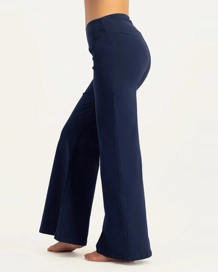 Urban Goddess Maeve weite Yogahose mit Midwaist
