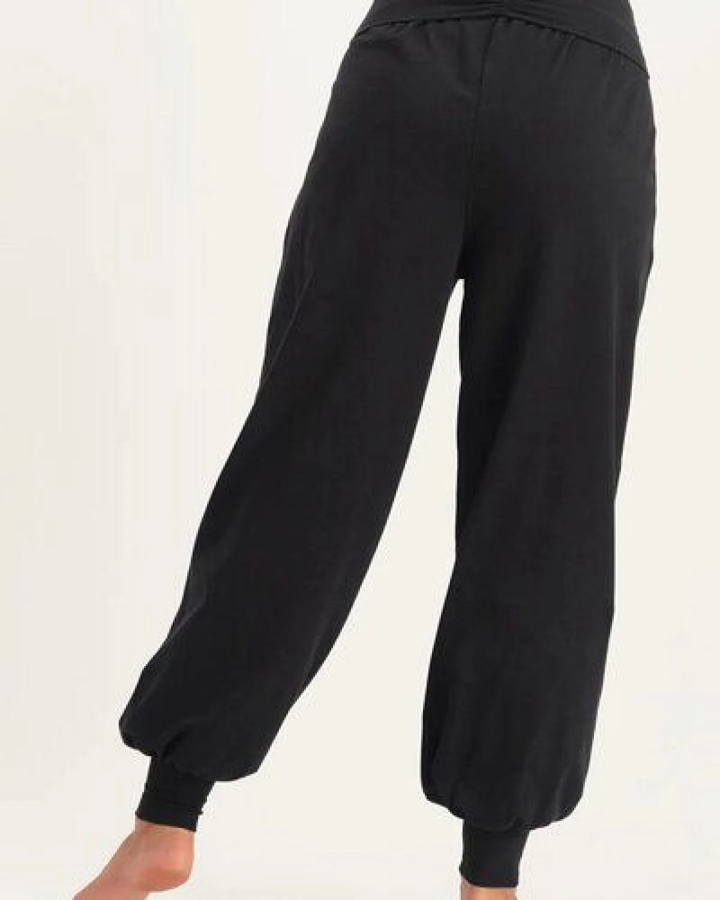 Urban Goddess Rhea Yoga-Hose mit lockerer Passform – Ansicht 2