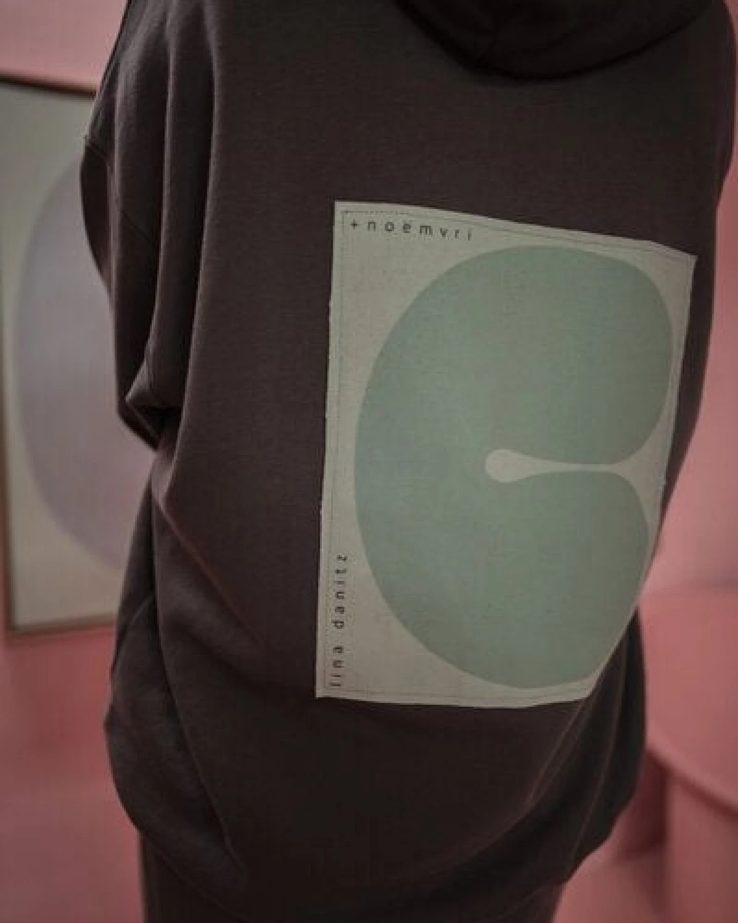 noemvri fashion label Canvas Hoodie Shido grau – Ansicht 2